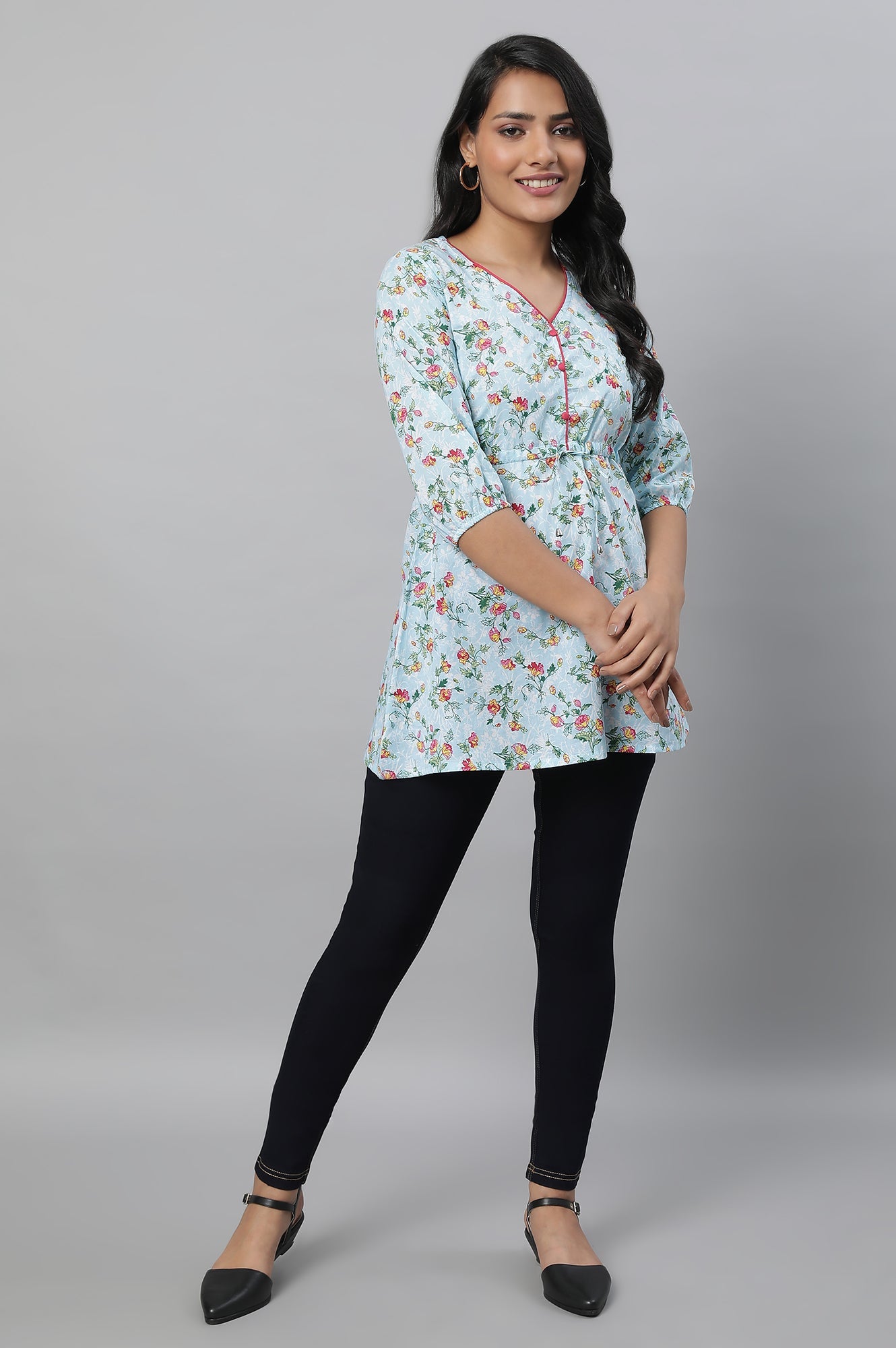 Navy Blue Solid Skinny Fit Denim Jeggings With Slip On Closure