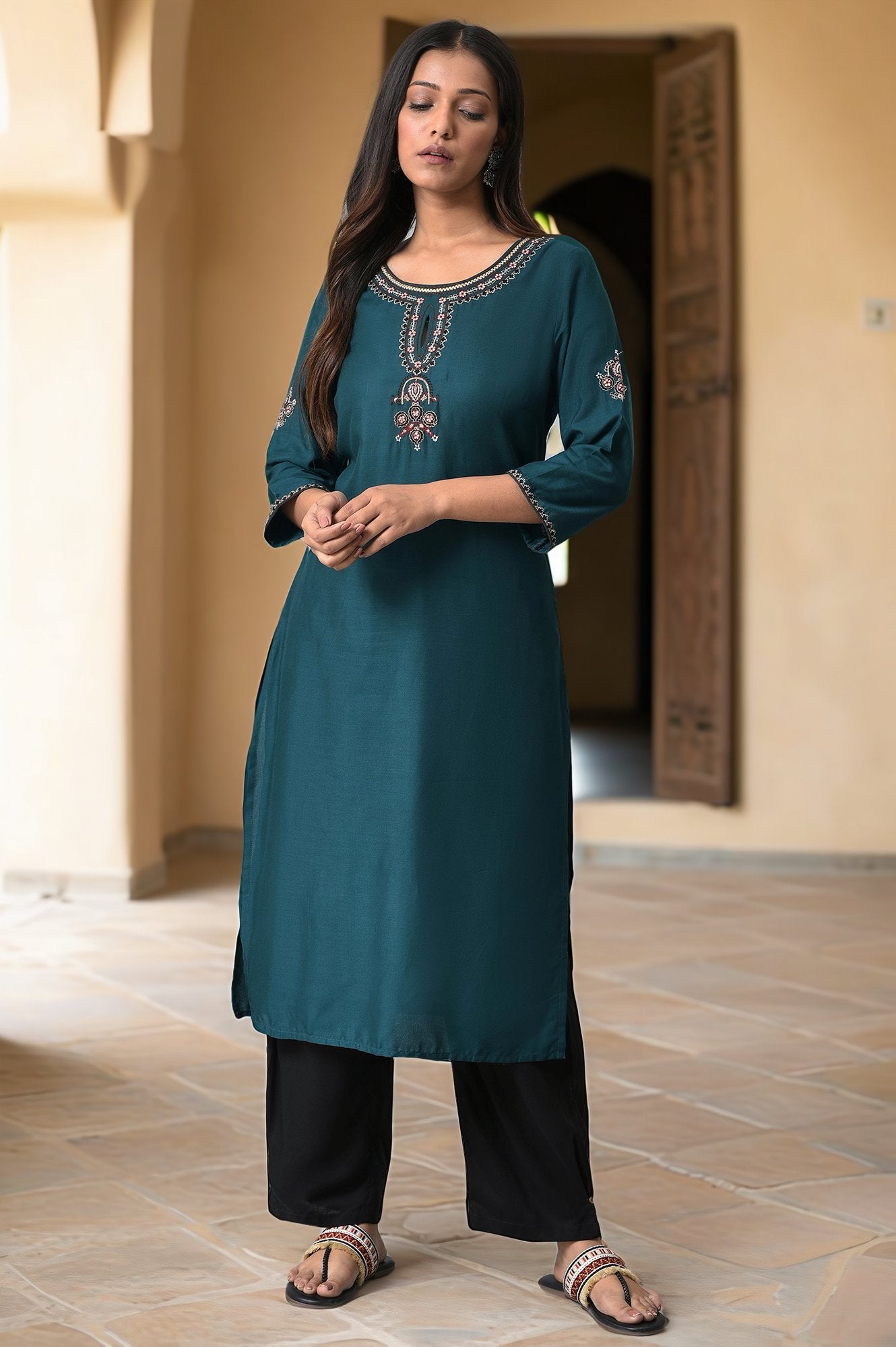 Teal Embroidered kurta Set