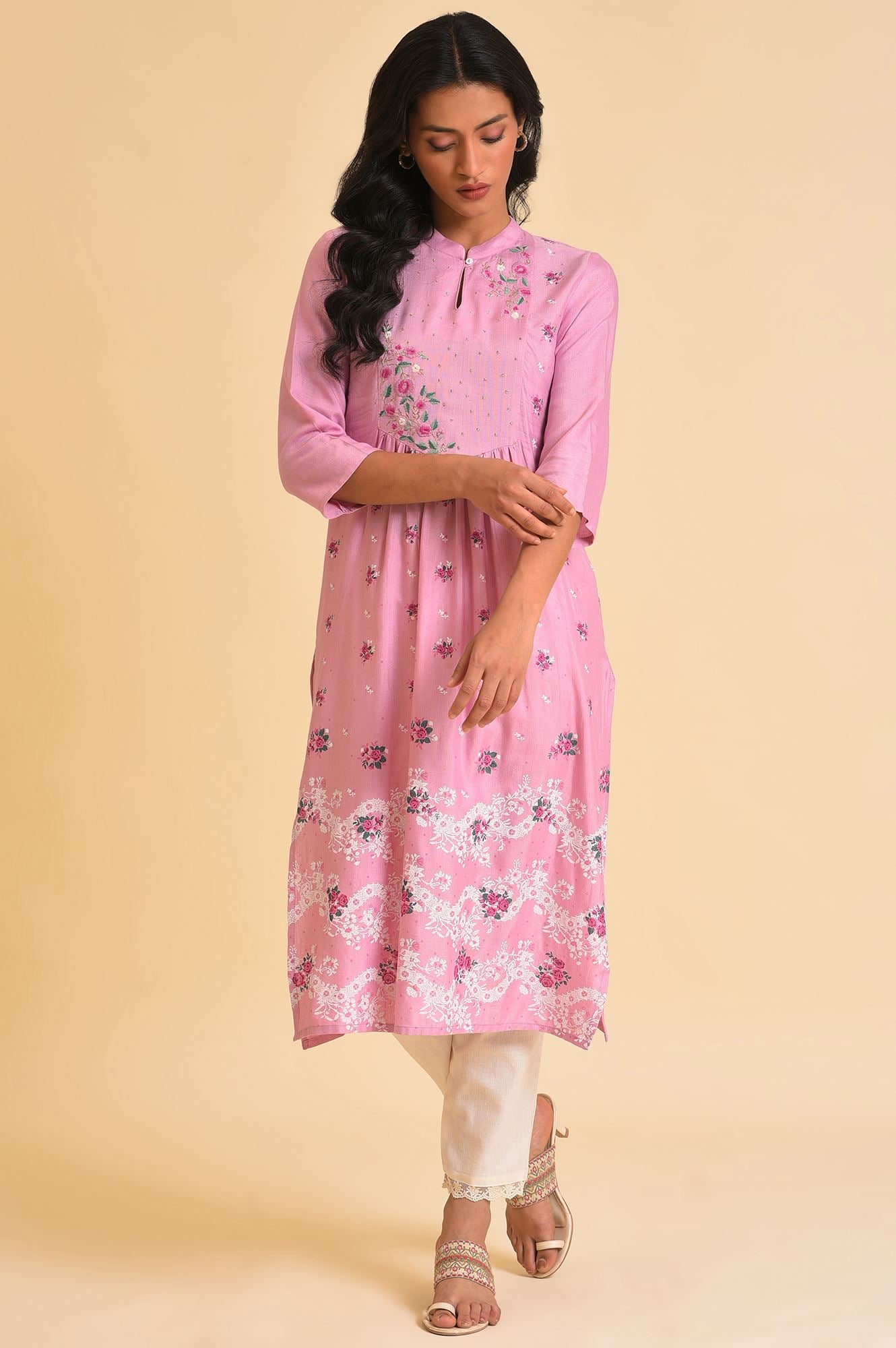 Ecru Embroidered kurta & Pants Set
