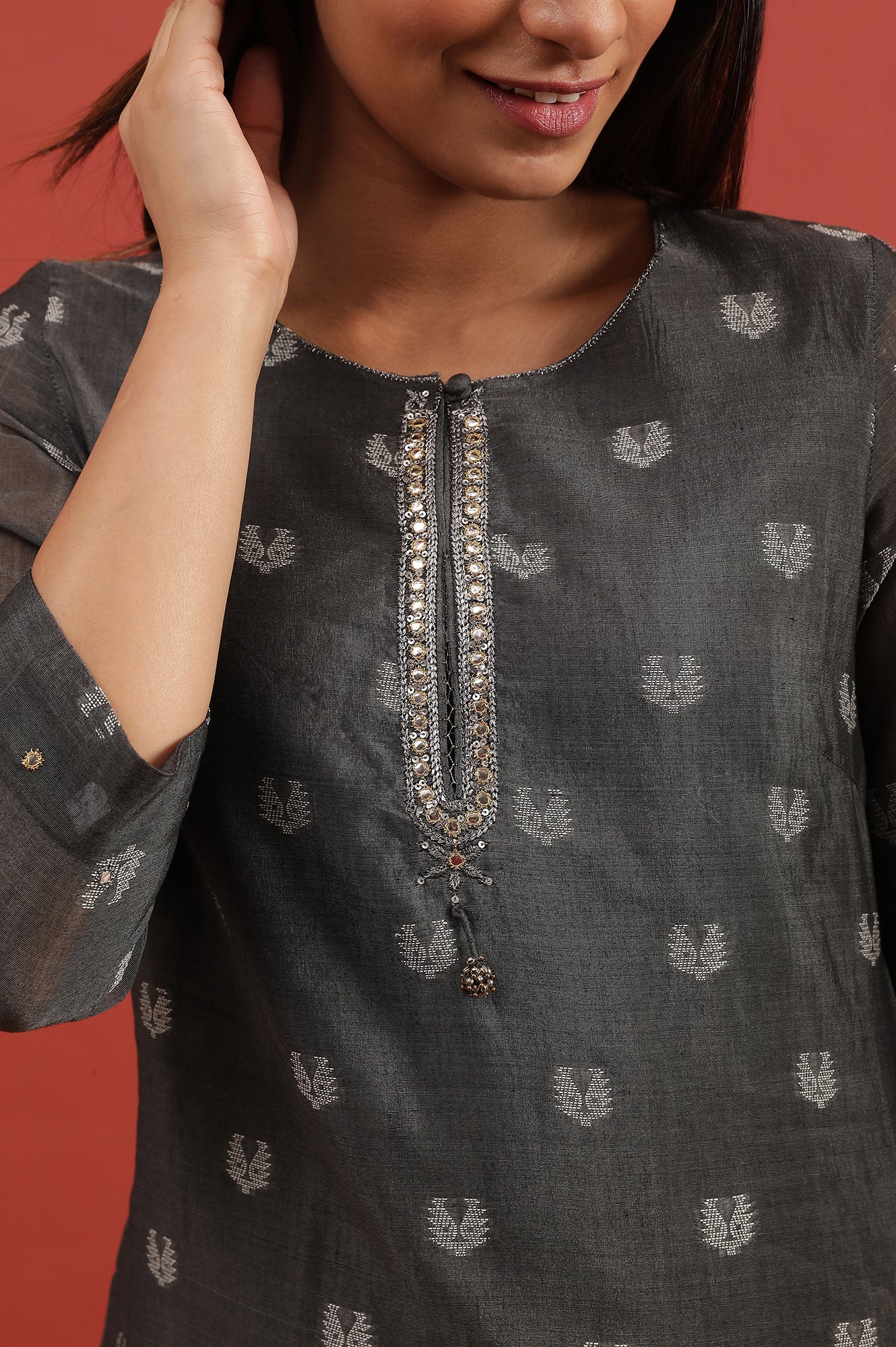 Grey Cotton Silk Jacquard Kurta With Embroidery