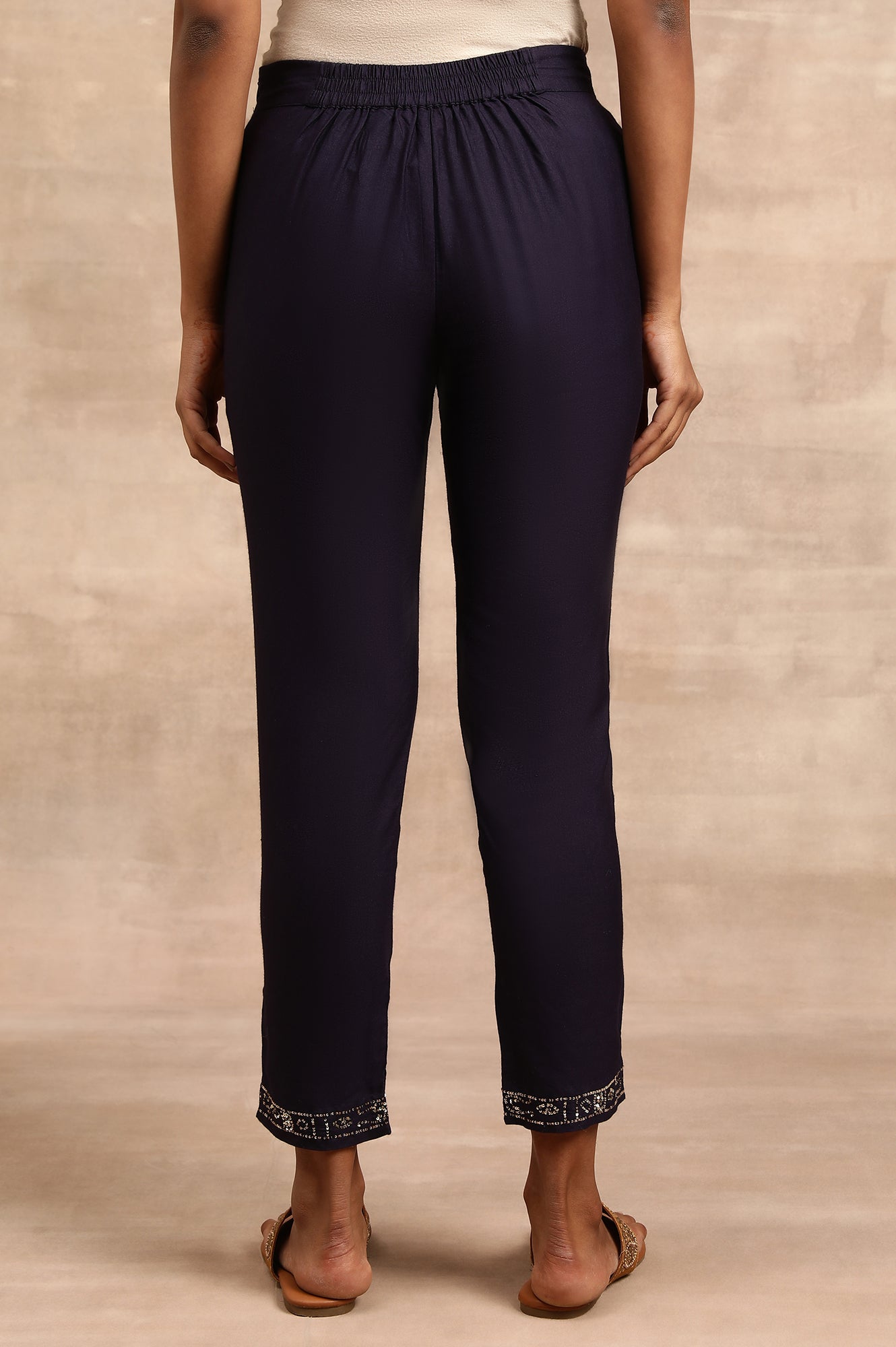 Blue Solid Slim Pants In Silk Viscose Tussar