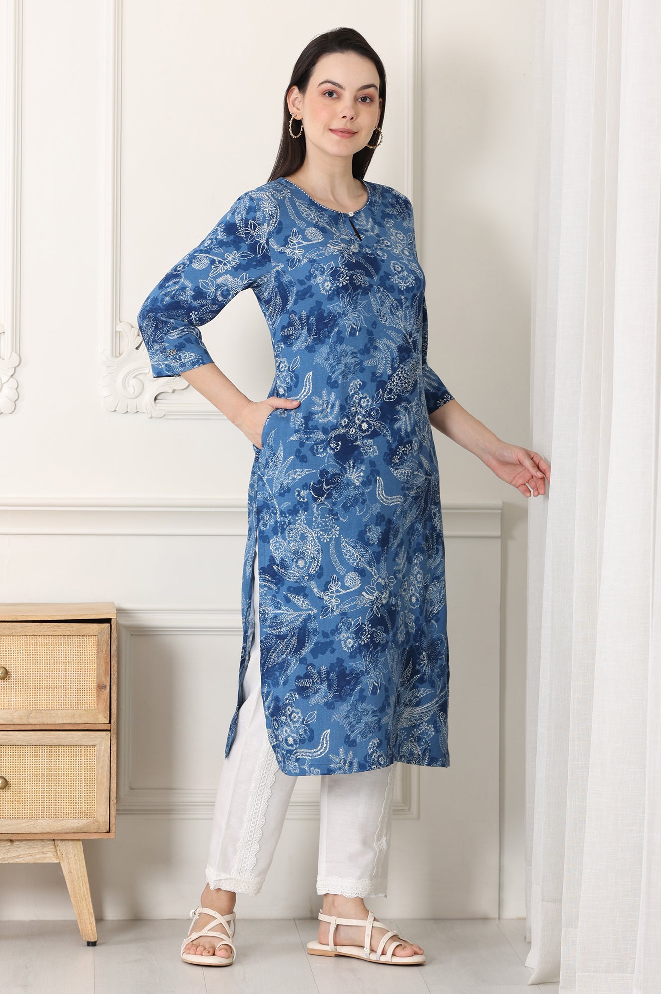 Indigo Blue Bird And Floral Printed Straight Kurta - wforwoman