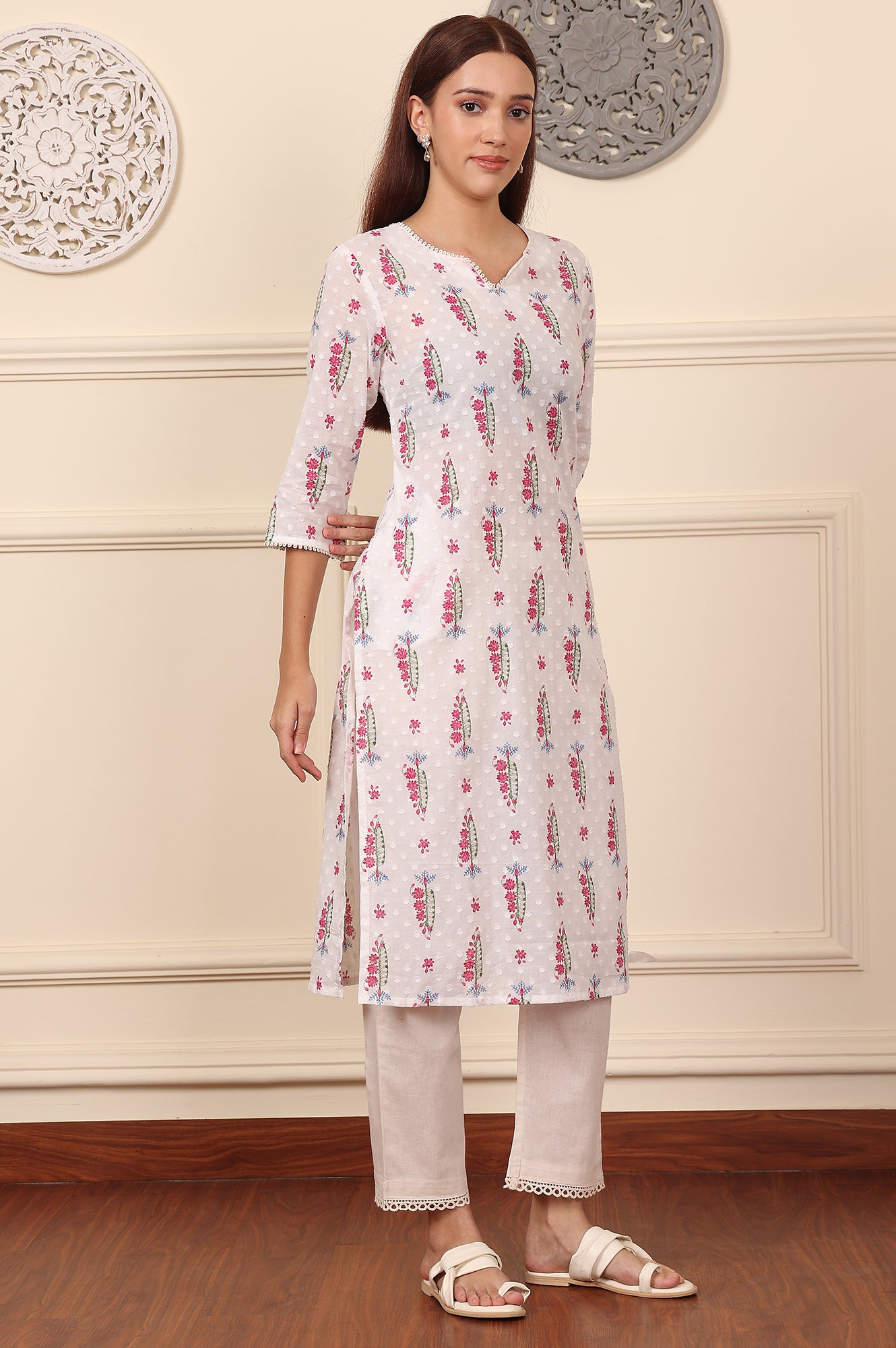 White Floral & Leaf Printed Textured Pure Cotton Straight Kurta - wforwoman