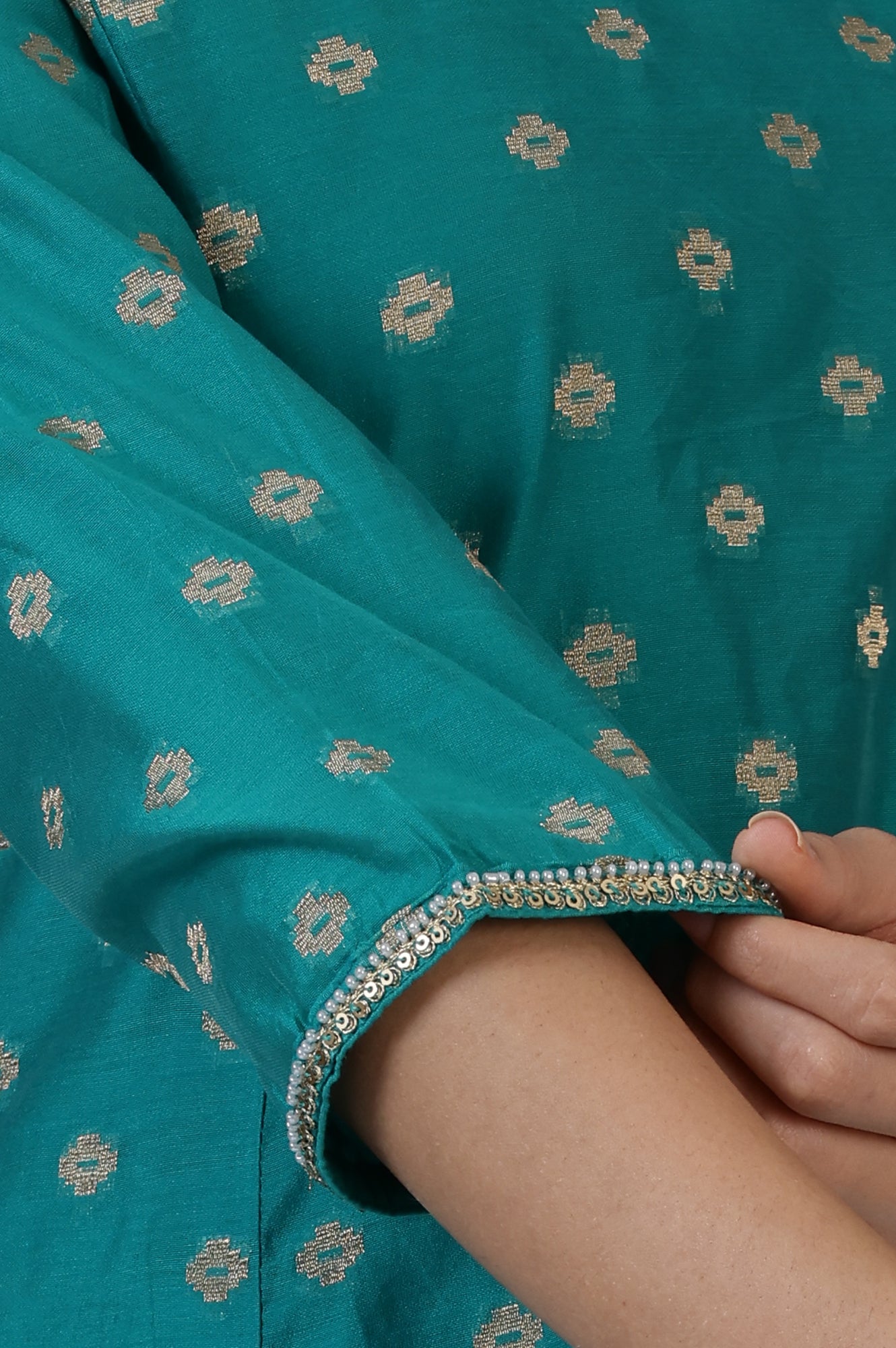 Teal Green Yarn-Dyed Chanderi Straight Kurta with Embroidered Neck