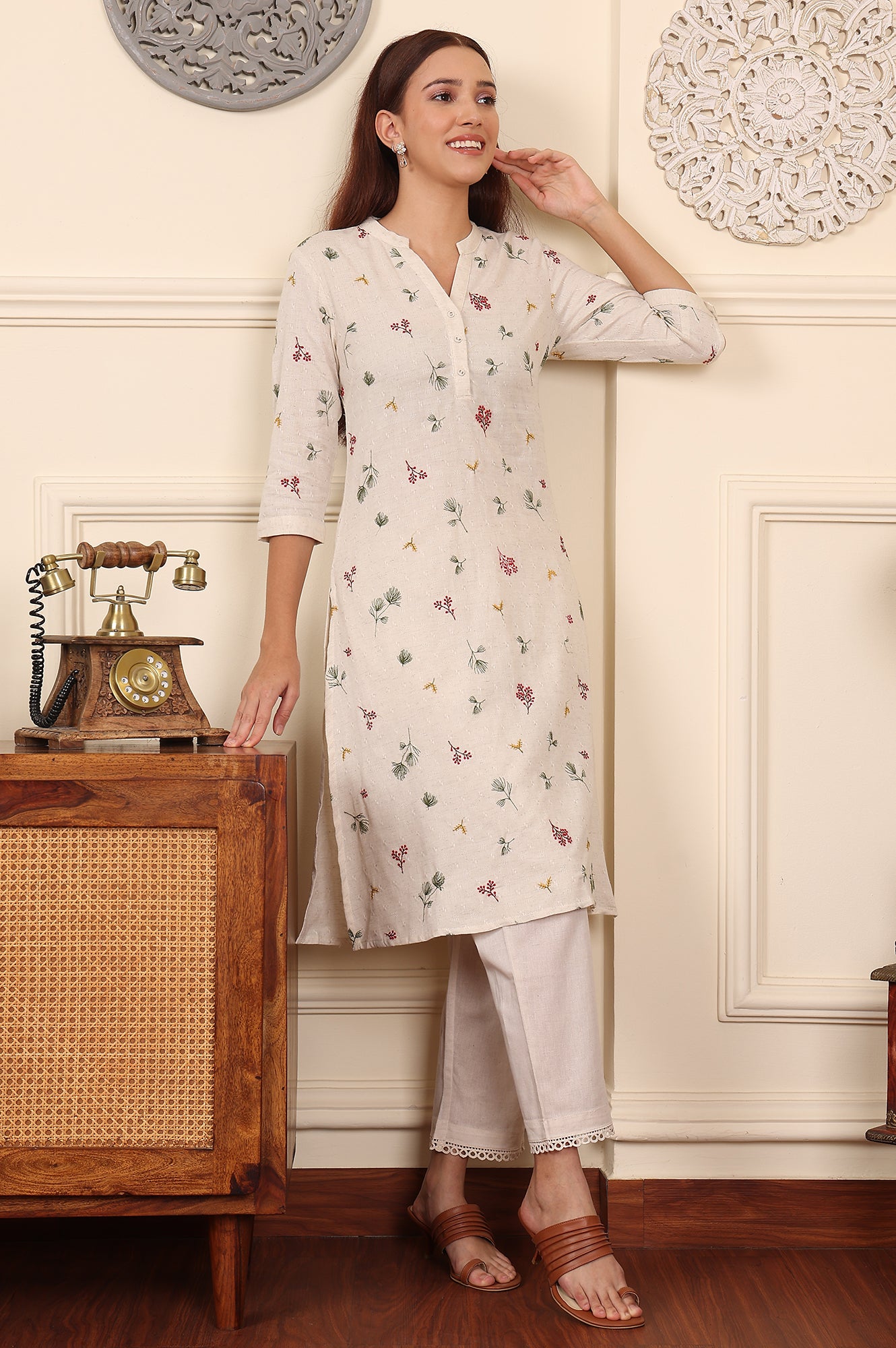 Off White Floral Printed Cotton Flax Straight Kurta - wforwoman