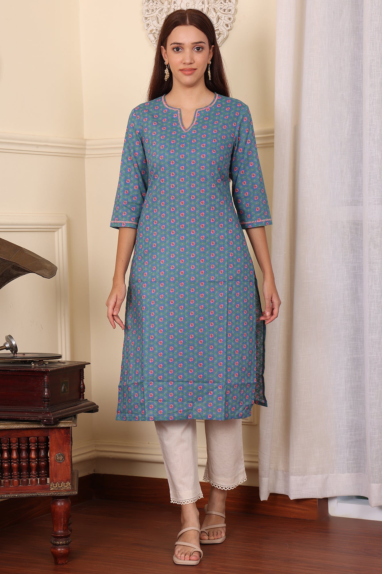 Blue Geometric Thread Work Straight Cotton Kurta