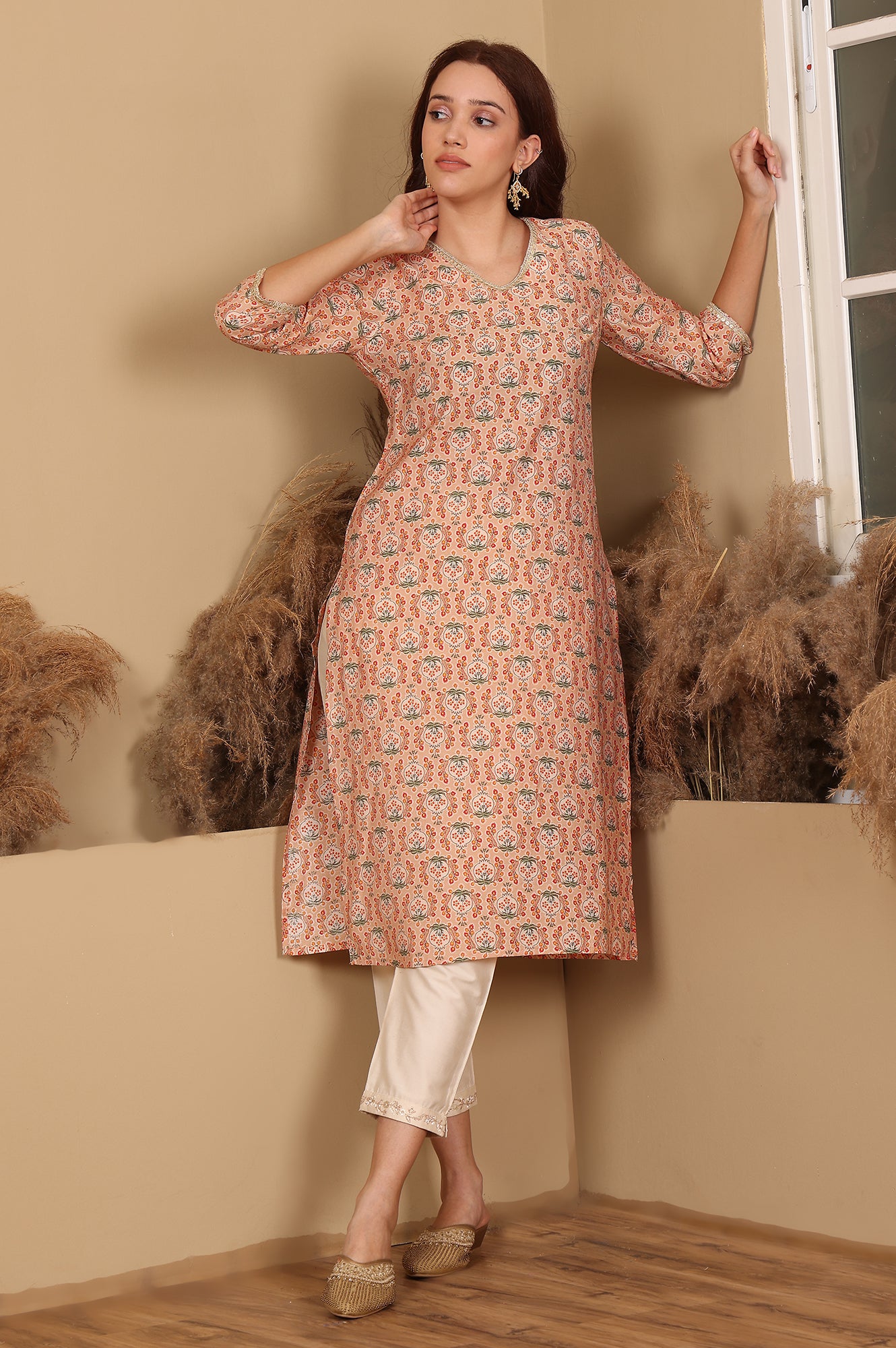 Peach Floral Printed Straight Kurta With Lace Highlight - wforwoman