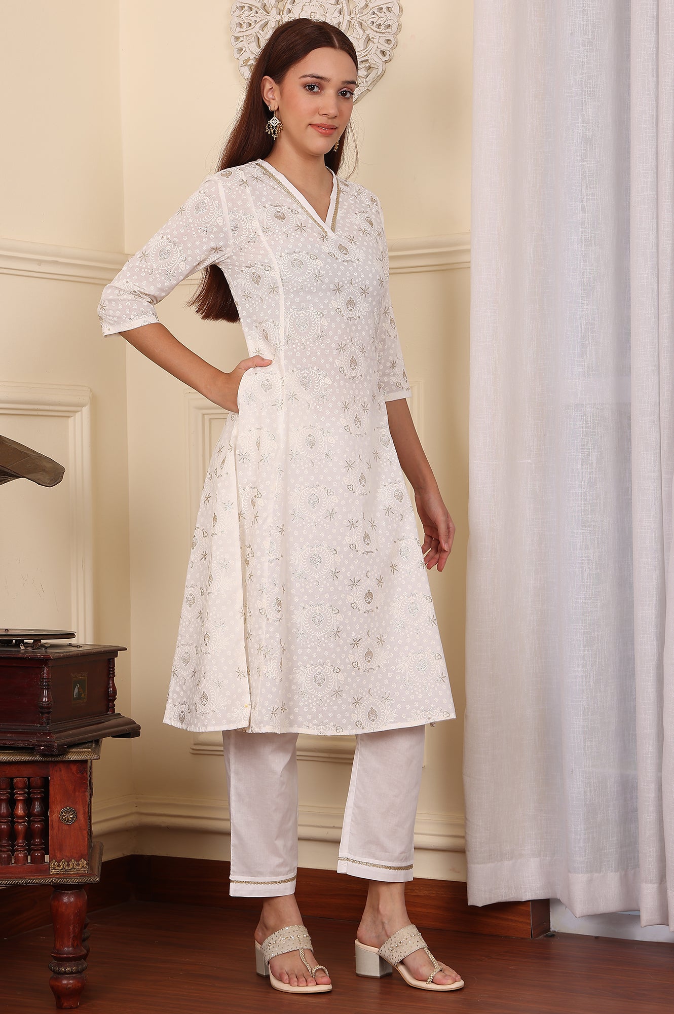 White Floral Printed Embroidered A-Line Pure Cotton Kurta And Pants Co-Ord Set - wforwoman