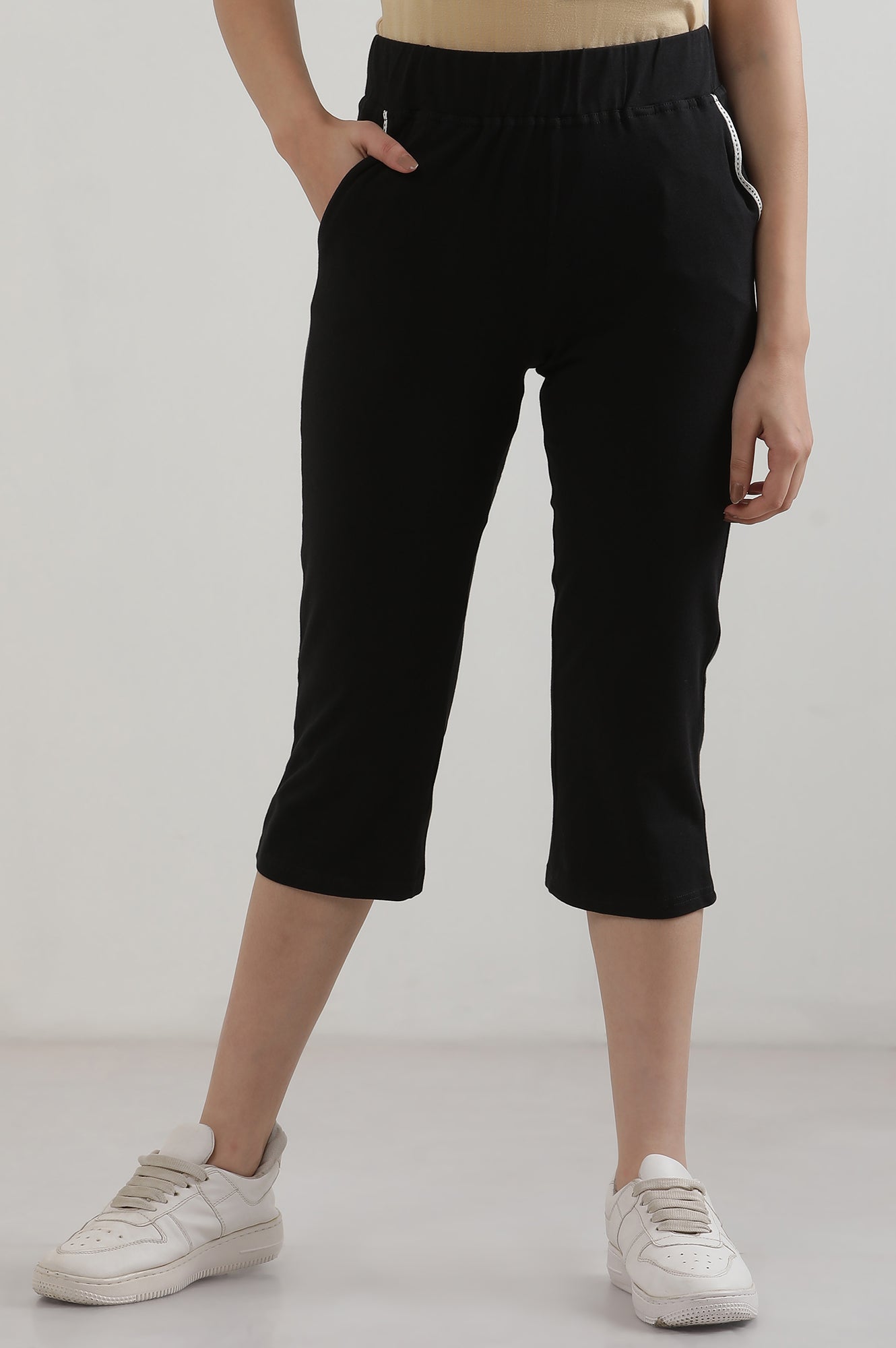 Black Solid Cotton Blend Straight Palazzos & Culottes