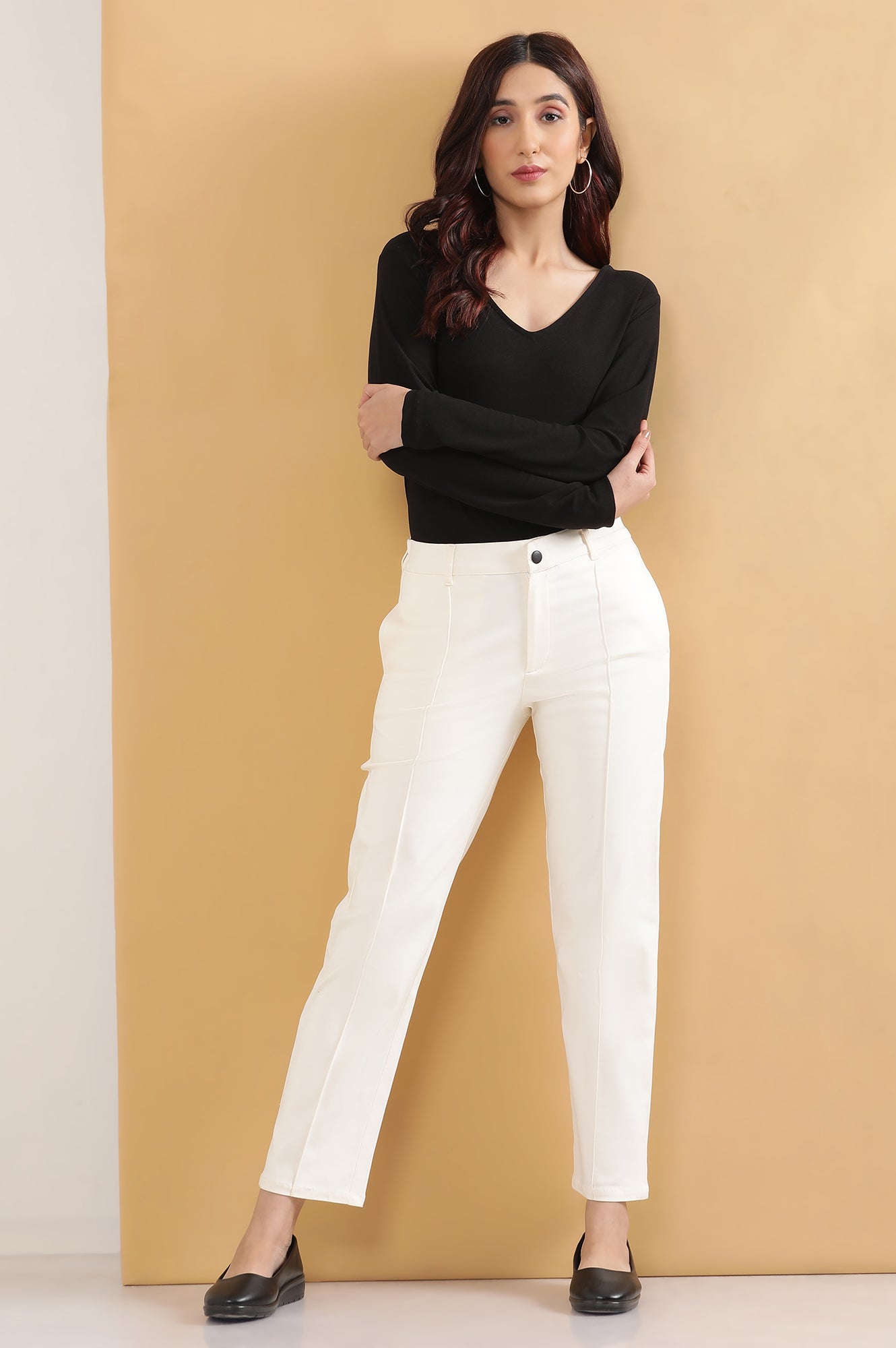 Off White Solid Straight Fit Cotton Pants With Pintuck Detail
