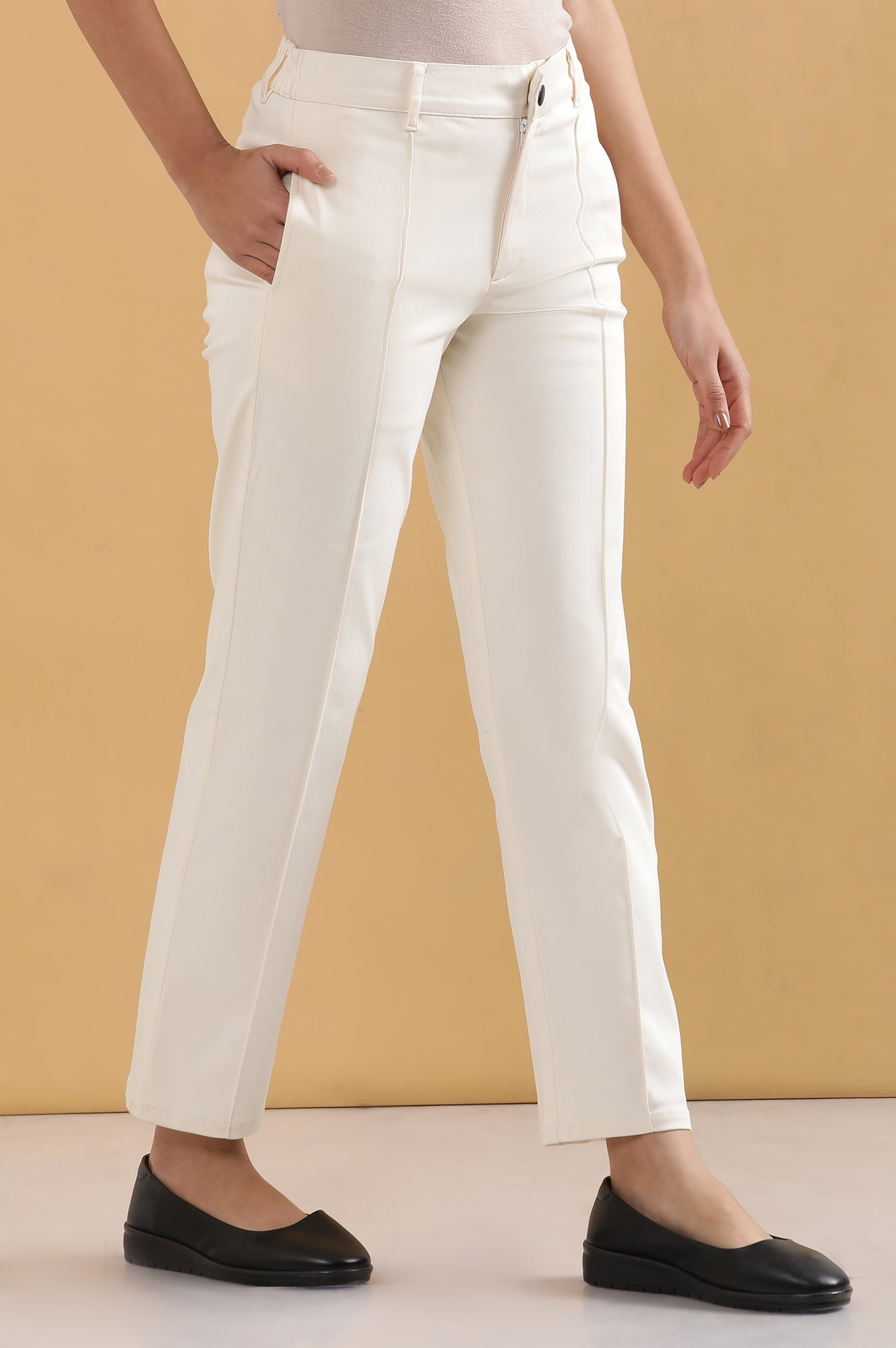 Off White Solid Straight Fit Cotton Pants With Pintuck Detail