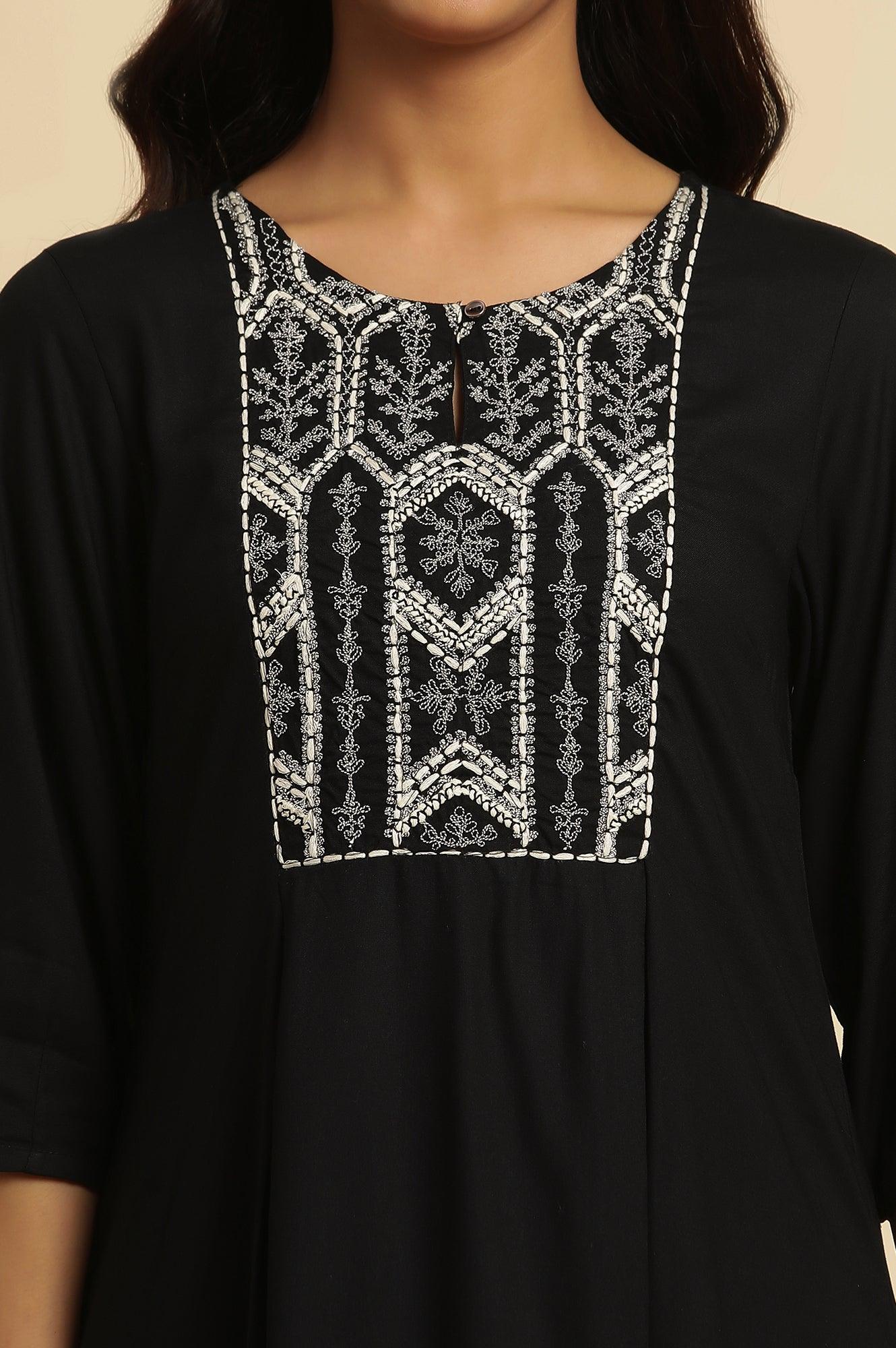 Navy Blue Thread Embroidered Kurta - wforwoman