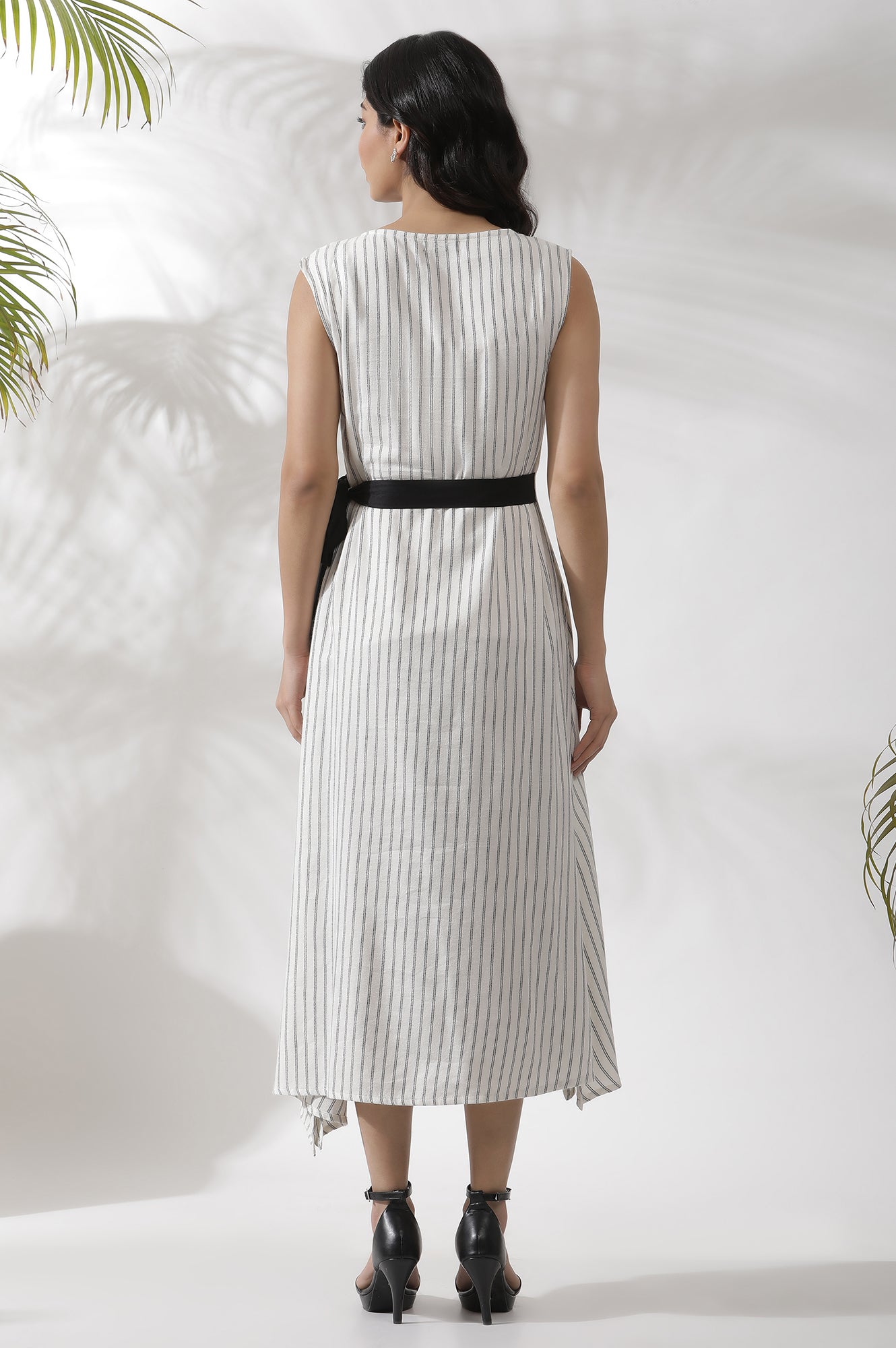 White Sleeveless Long Stripe Printed Cotton Dress