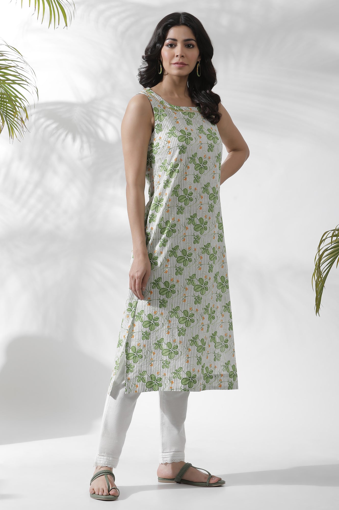 White Floral Printed Sleeveless Cotton Kurta