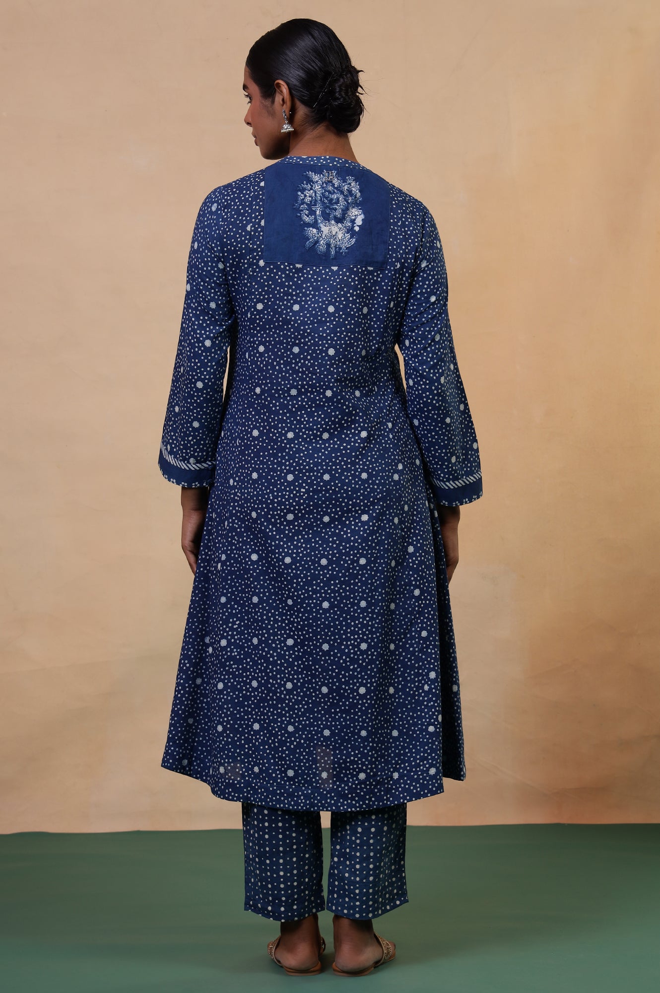 Folksong Indigo Cotton Regular Mirror Work Polka Dot Kurta