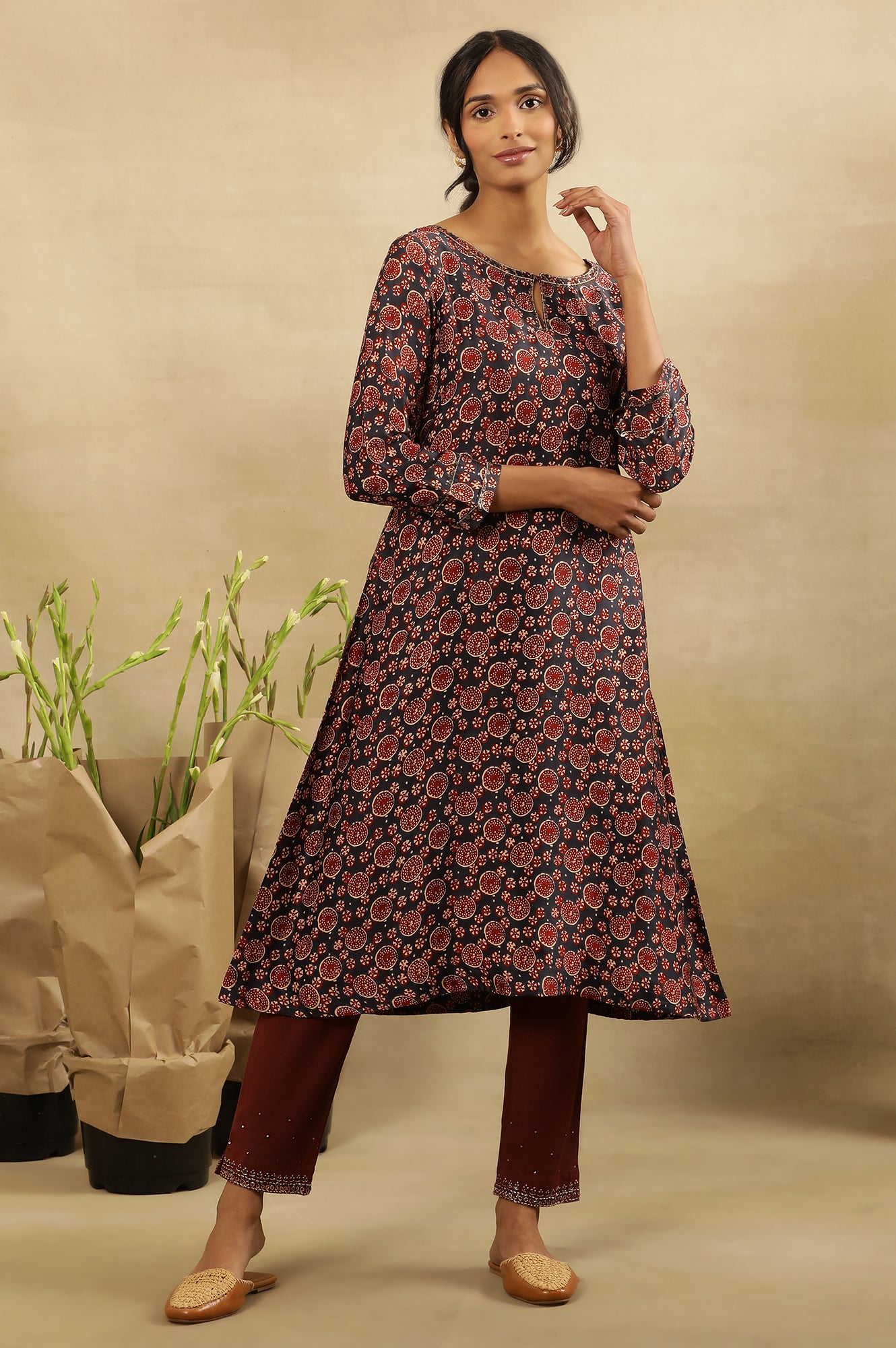 Blue & Red Printed Kurta In Lustrous Satin