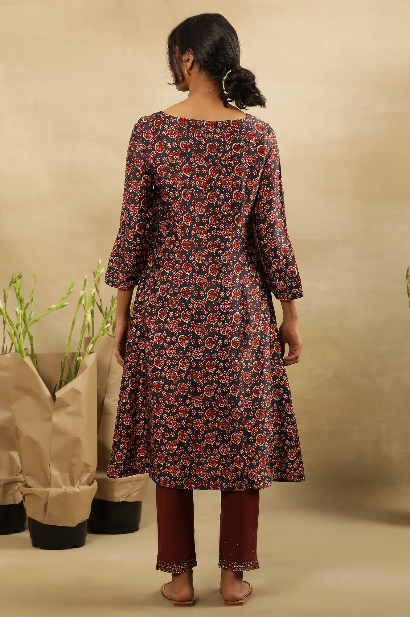 Blue & Red Printed Kurta In Lustrous Satin