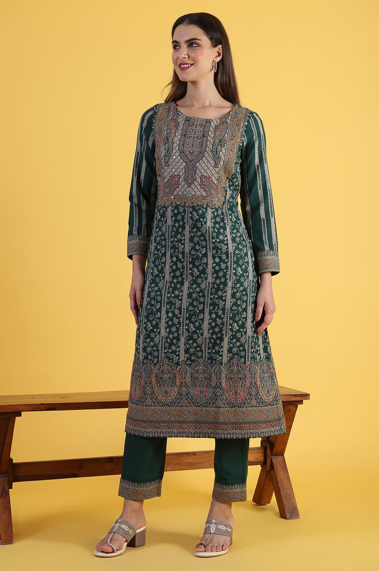 Green Yarn Dyed Sequins Straight Kurta & Straight pant with Dupatta Set