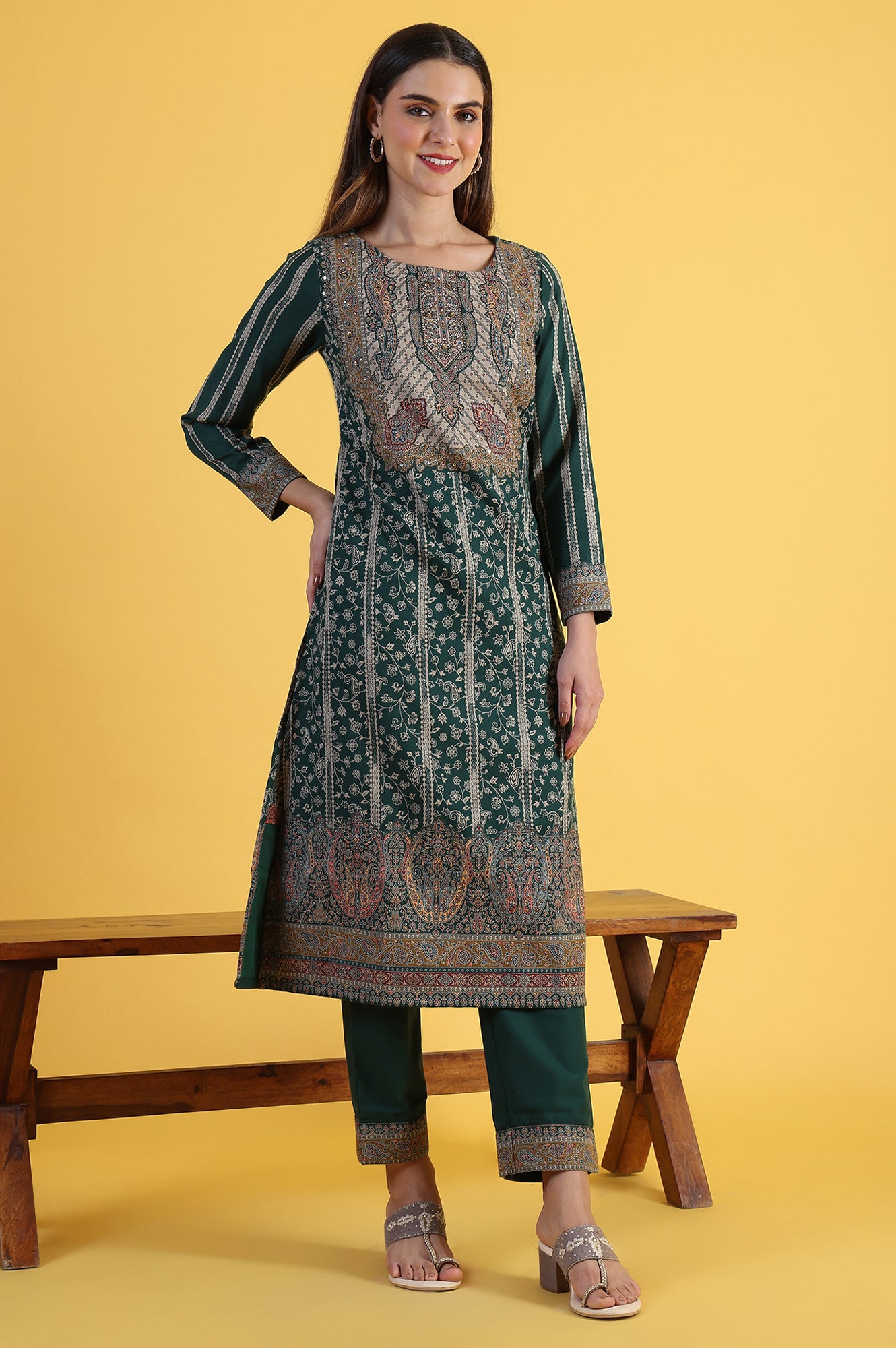 Green Yarn Dyed Sequins Straight Kurta & Straight pant with Dupatta Set