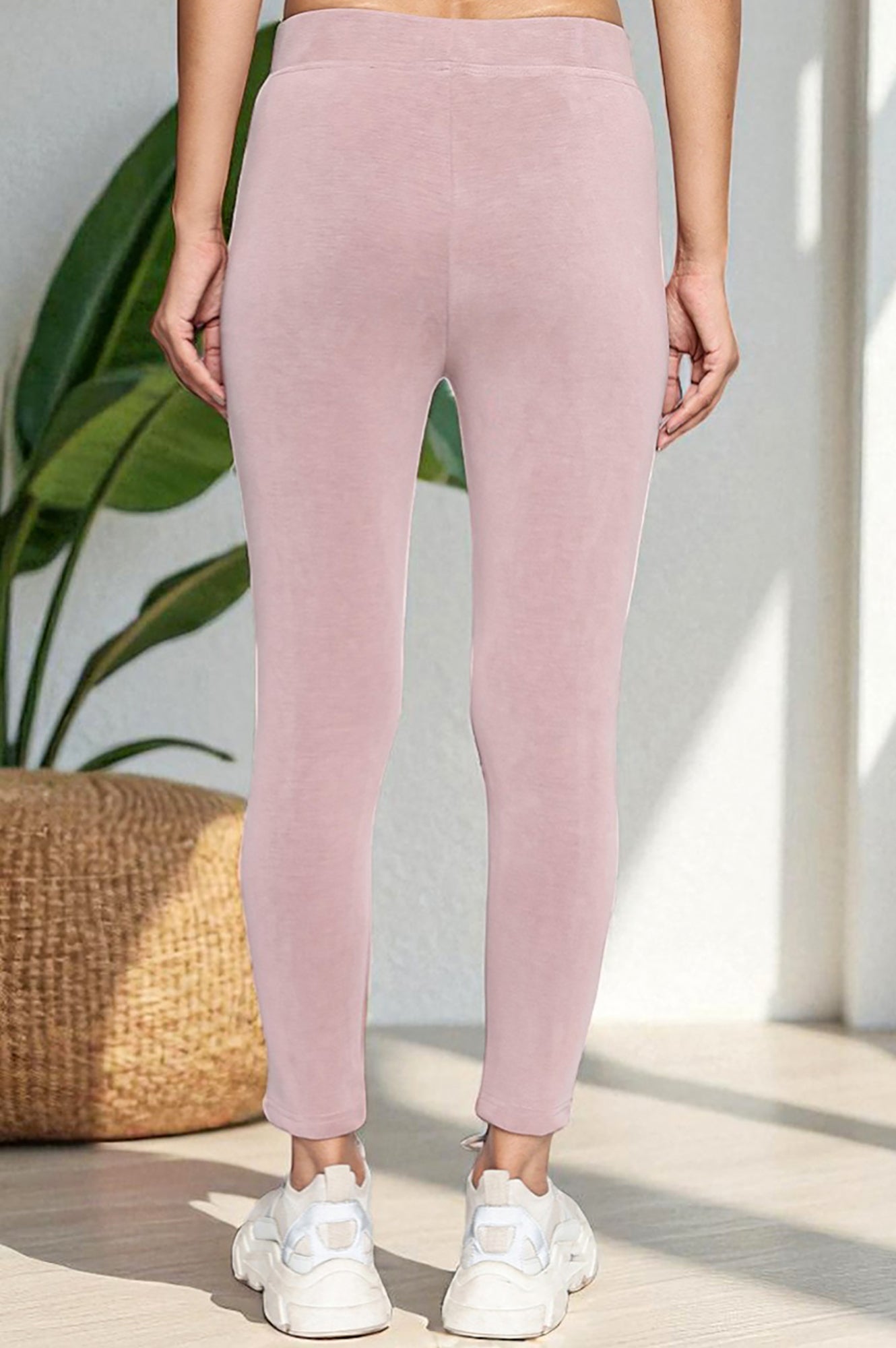 Elleven Women&