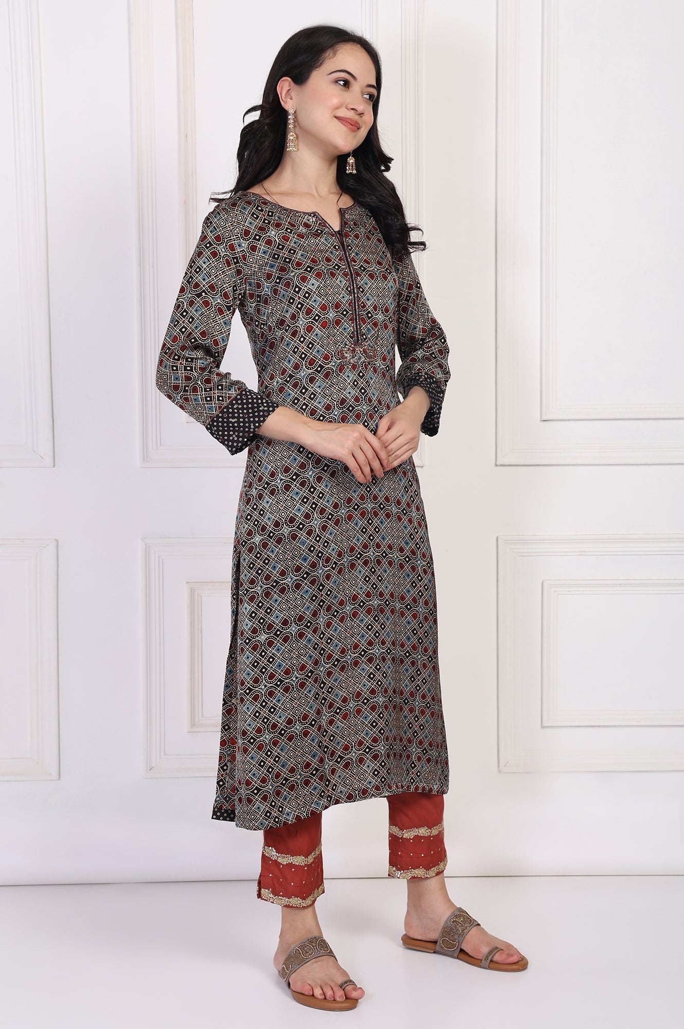 Black Geometric Printed Embellished A-Line Satin Kurta