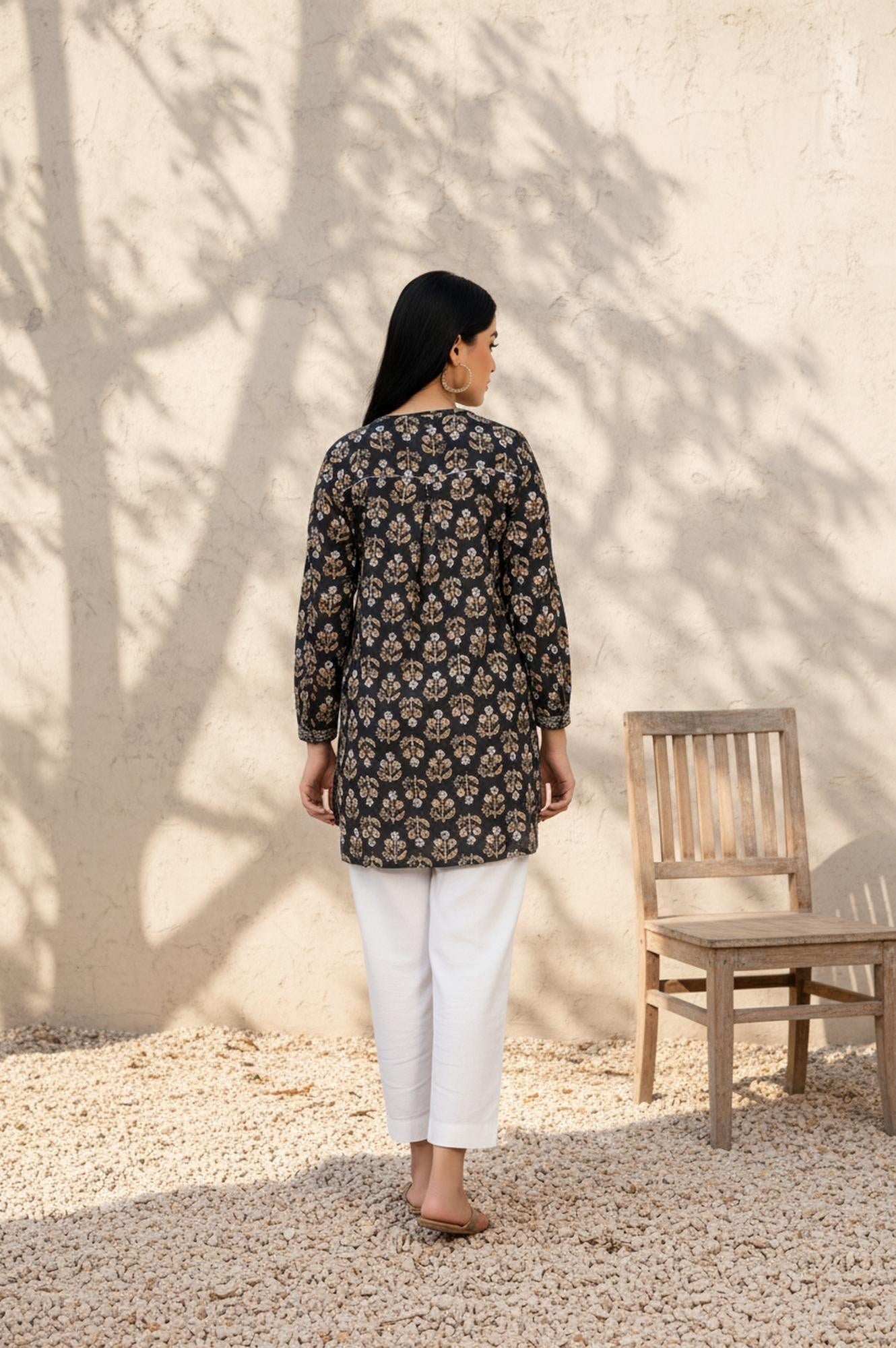 Black Floral Print Straight Cotton Top