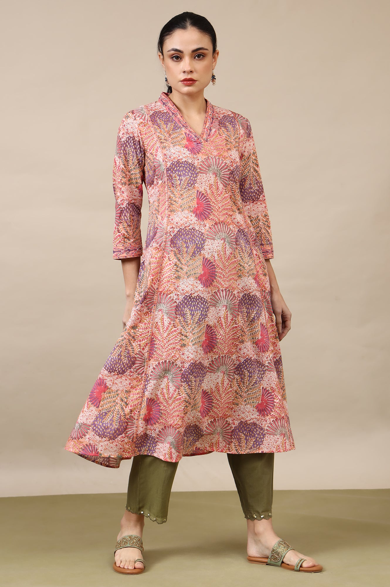 Pistachio Green Straight Pants in Cotton Silk