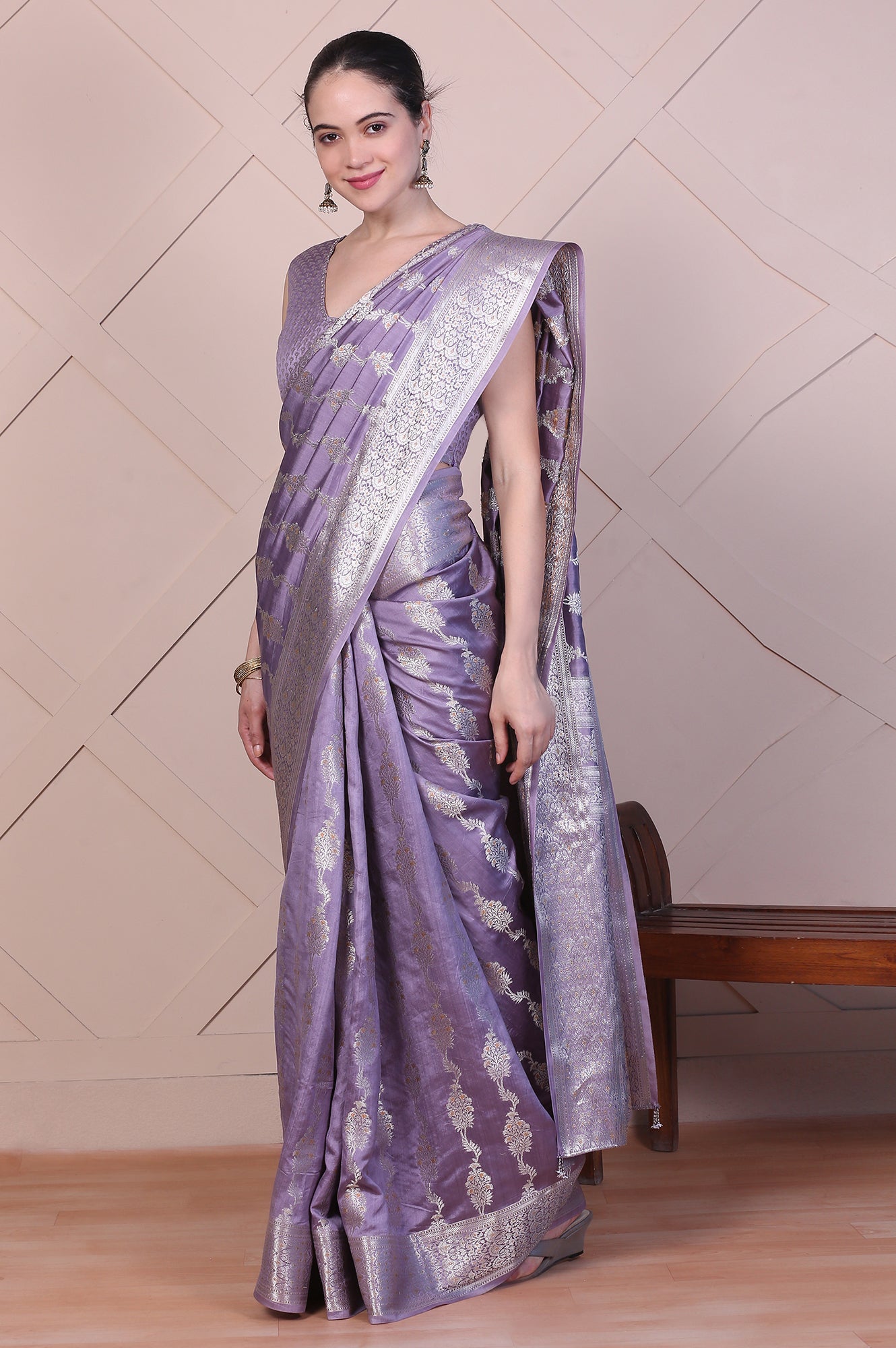 Purple Embellished Silk Jacquard Purple Saree with Unstitched Blouse