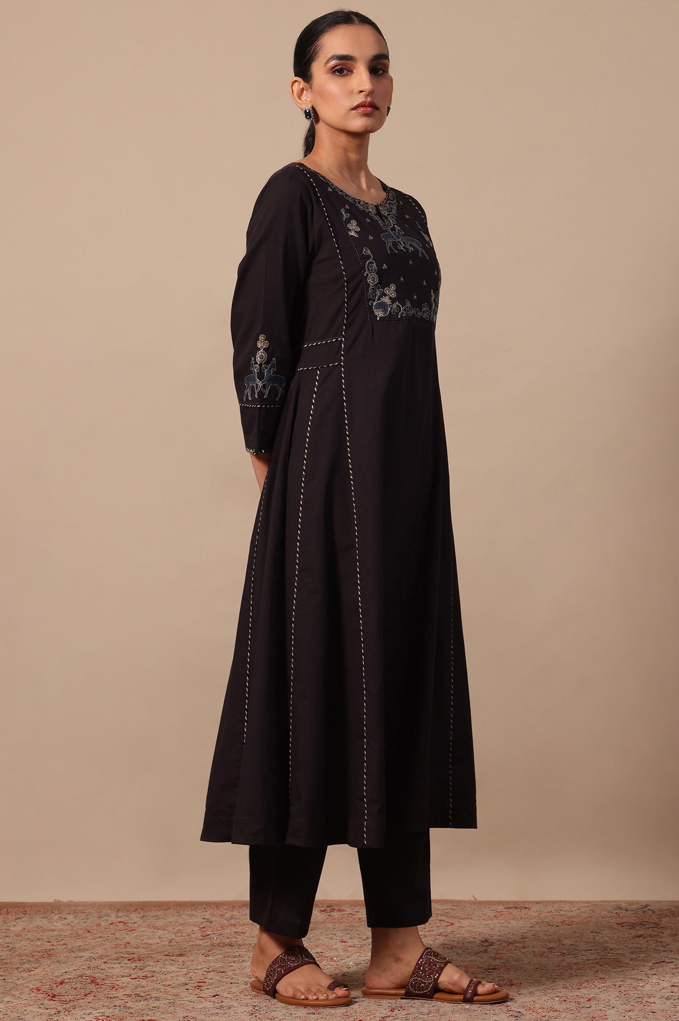 Printed Thread Embroidery Flared Pure Cotton Kurta & Straight Pants with Dupatta Set