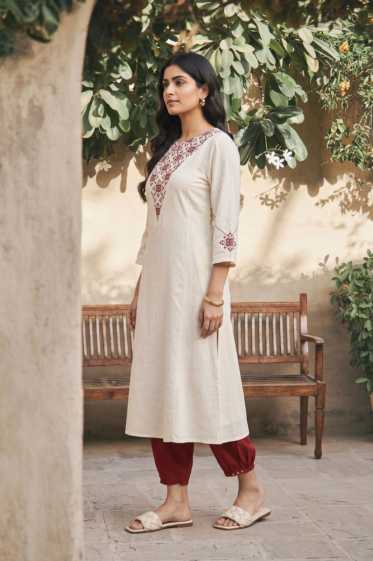 Off White Thread Embroidered Rayon Flax Straight Kurta with Pants Set
