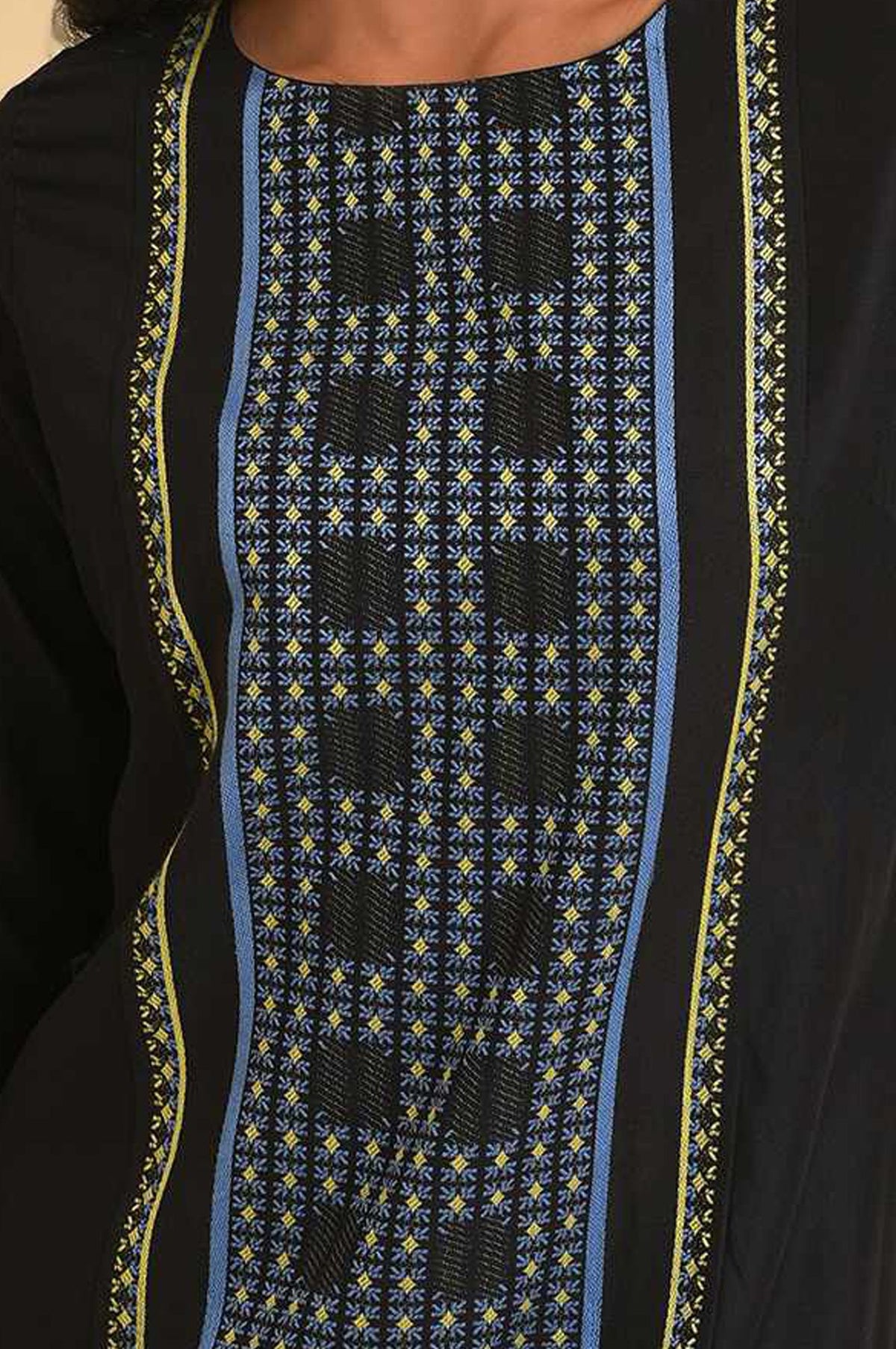 Black Geometric Printed Yarn Dyed Jacquard Straight Kurta with Straight Pants Set