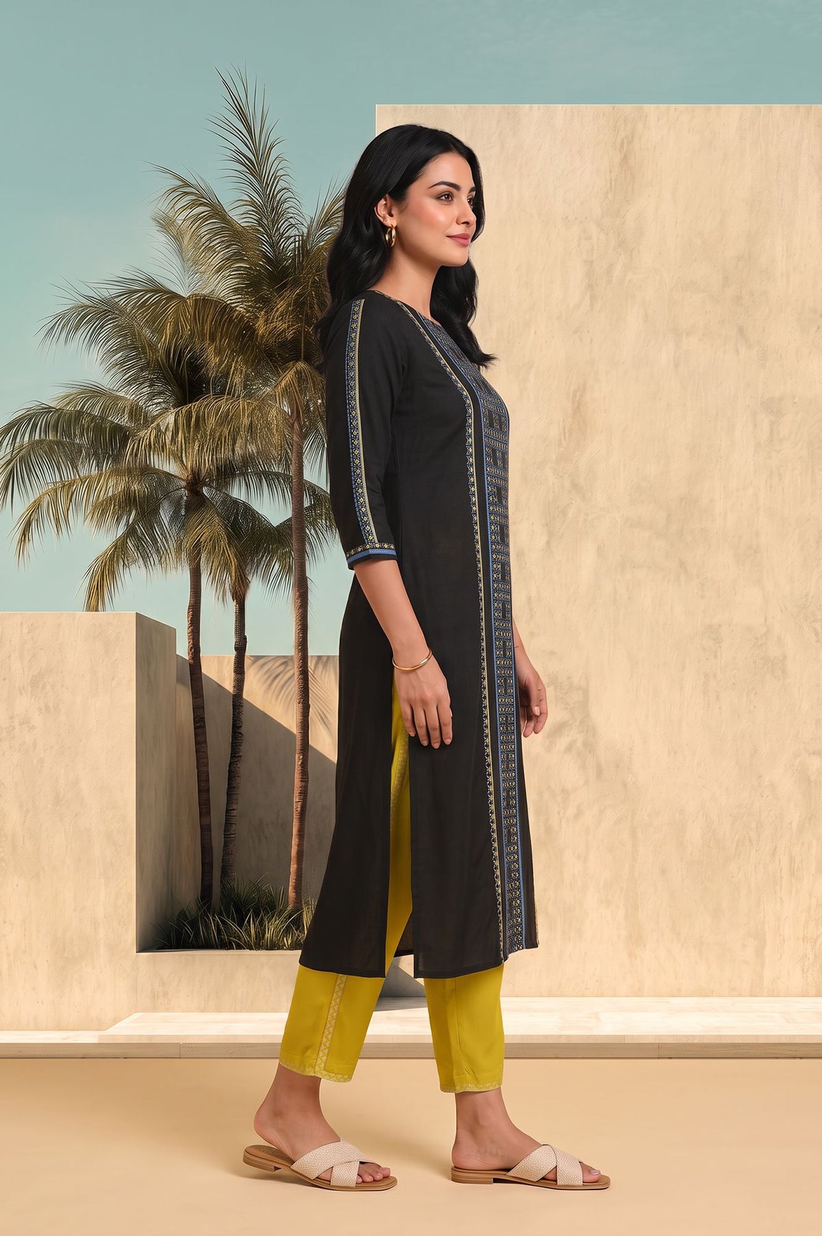 Black Geometric Printed Yarn Dyed Jacquard Straight Kurta with Straight Pants Set
