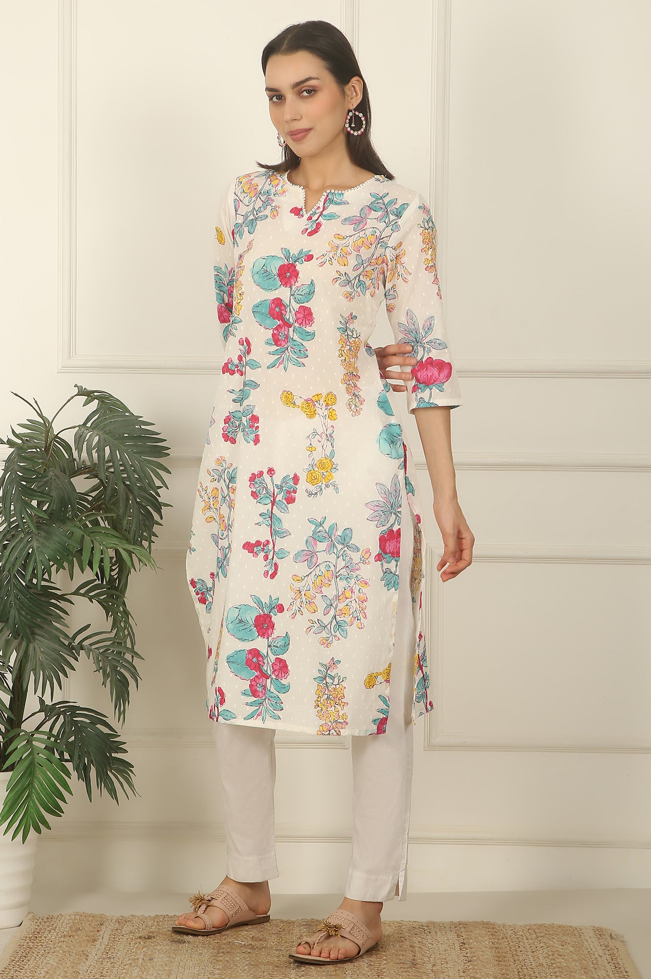 White Floral Printed Textured Cotton Straight Summer Kurta