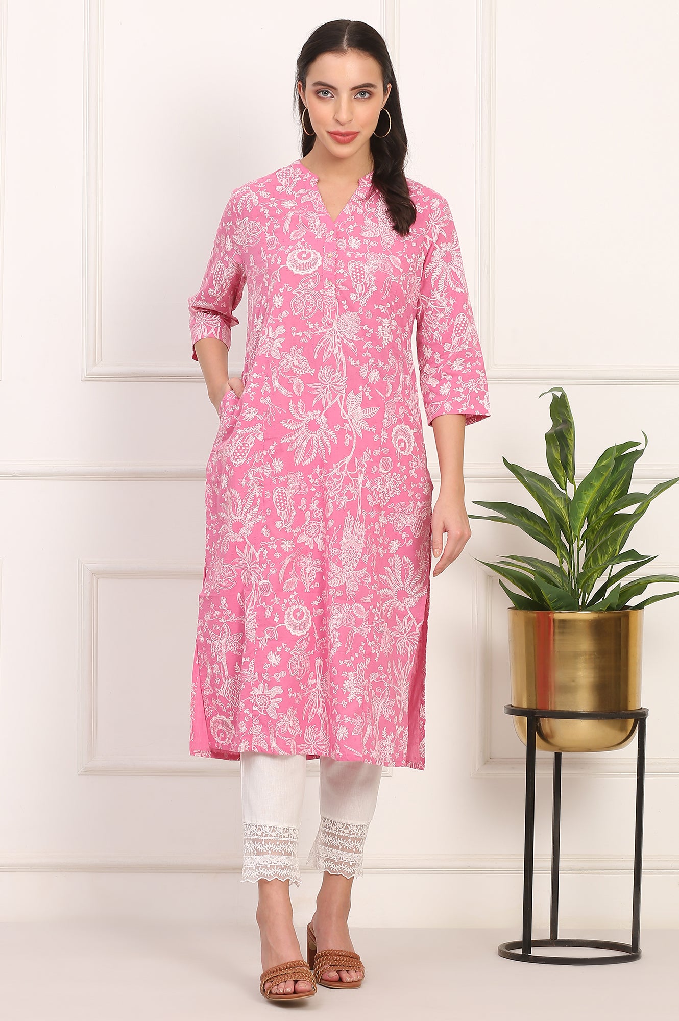 Pink Floral Printed Lurex-Embellished Straight Cotton Lurex Kurta
