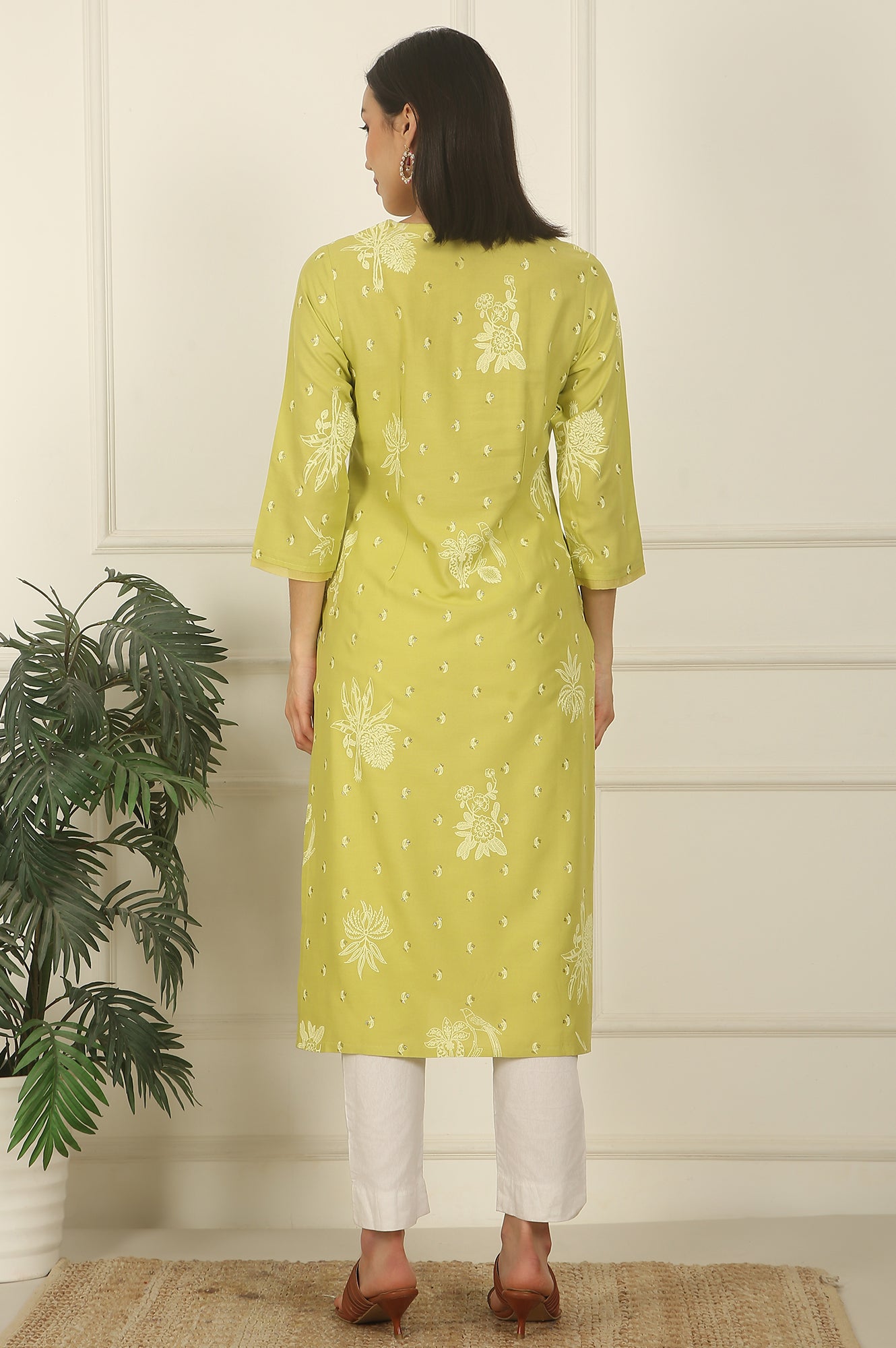 Green Floral Printed Rayon Straight Kurta with Embroidered Yoke