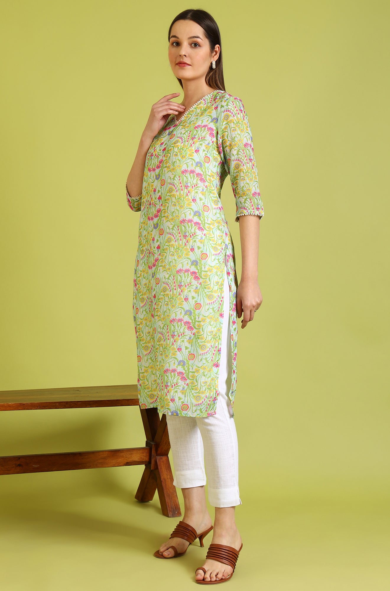 Floral Printed Lace Straight Pure Cotton Kurta