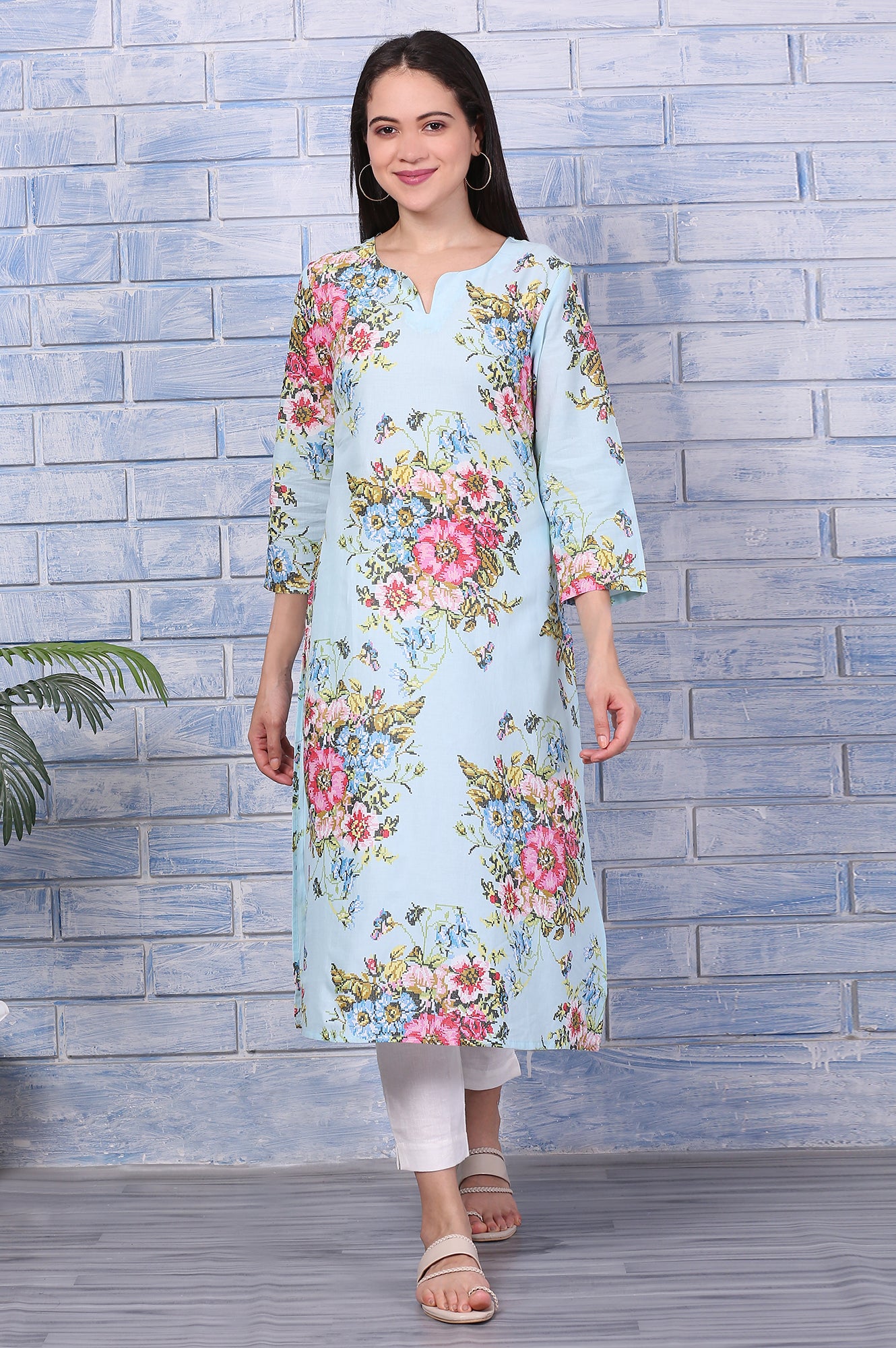 Blue Floral Printed Pure Cotton Straight Kurta