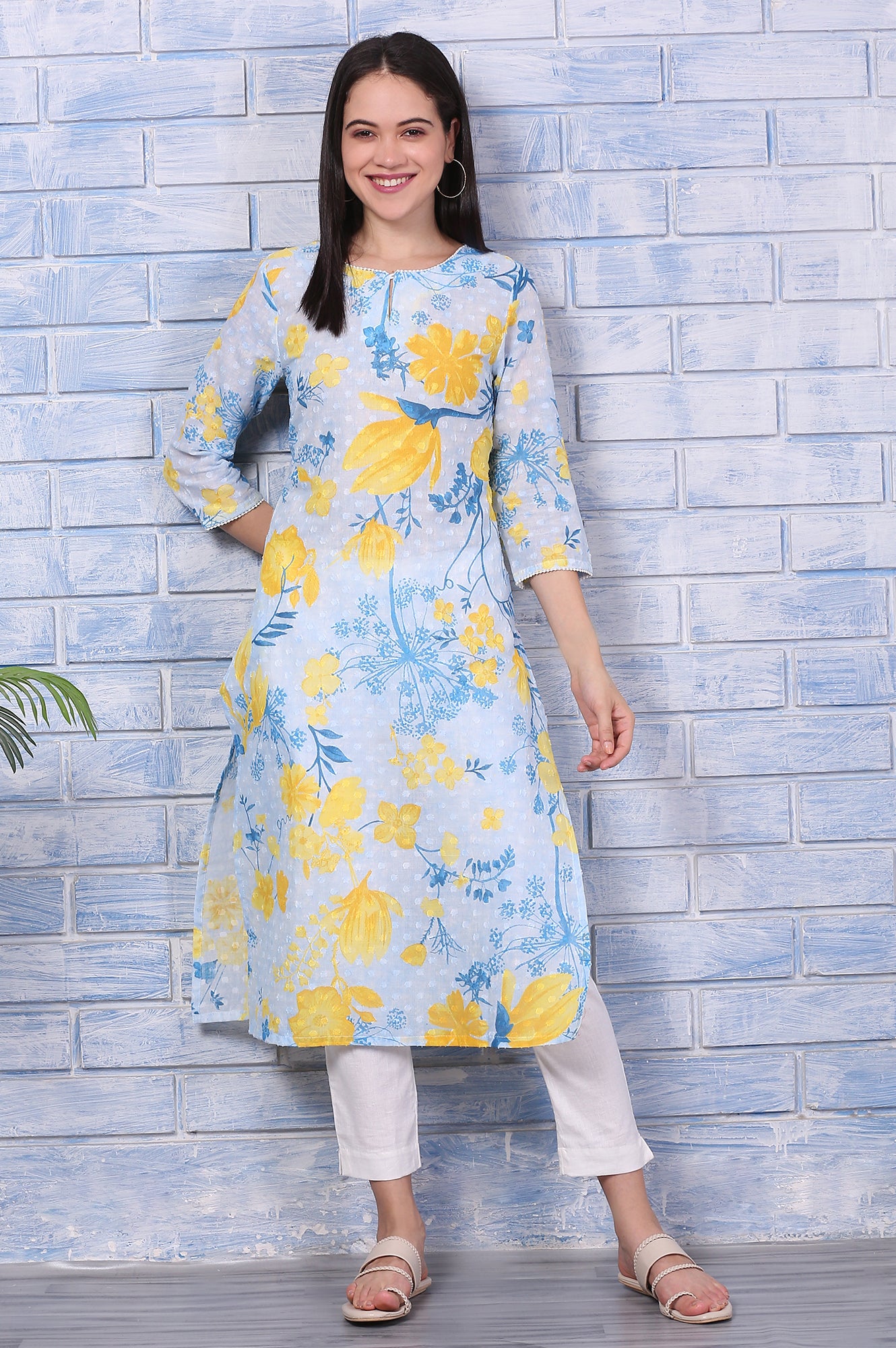 Bue Floral Printed Pure Cotton Straight Kurta with Lace