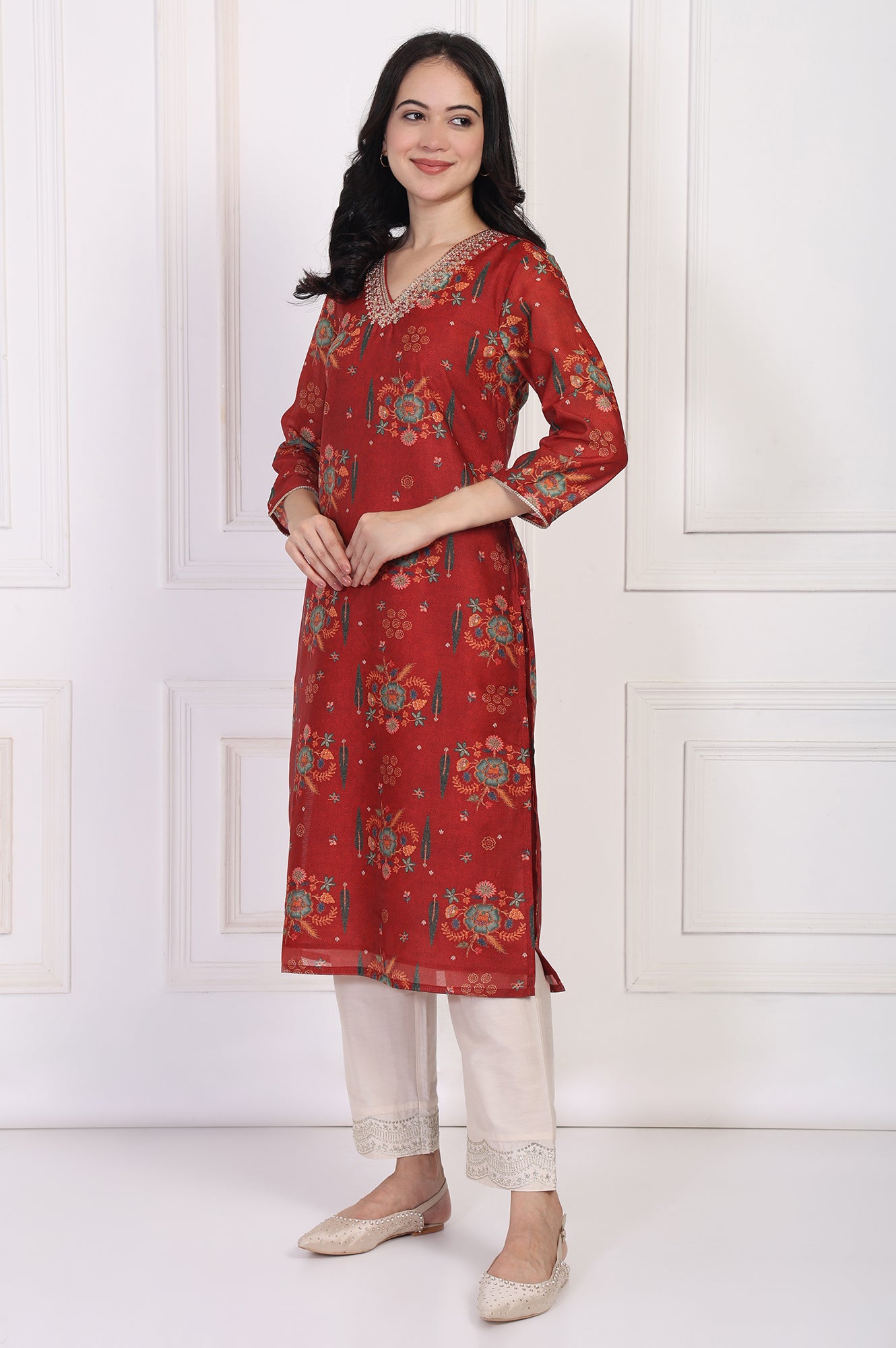 Red Floral Printed Sequined Straight Kurta