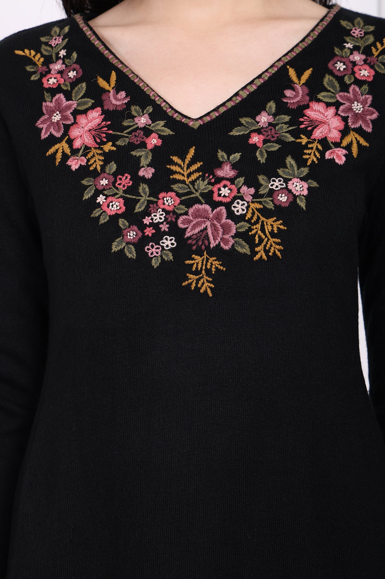 Black Embroidered Straight Acrylic Winter Kurta