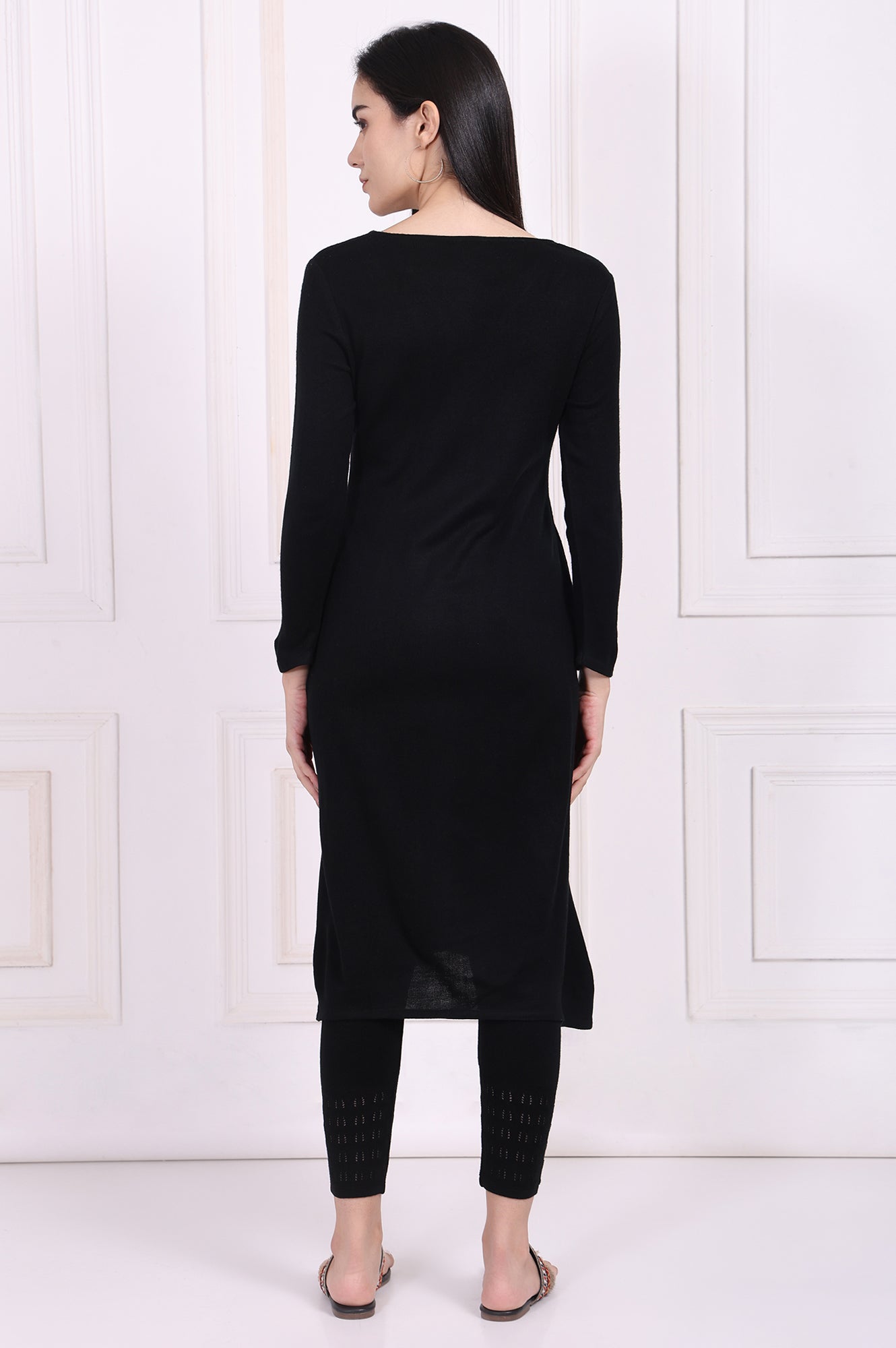 Black Embroidered Straight Acrylic Winter Kurta