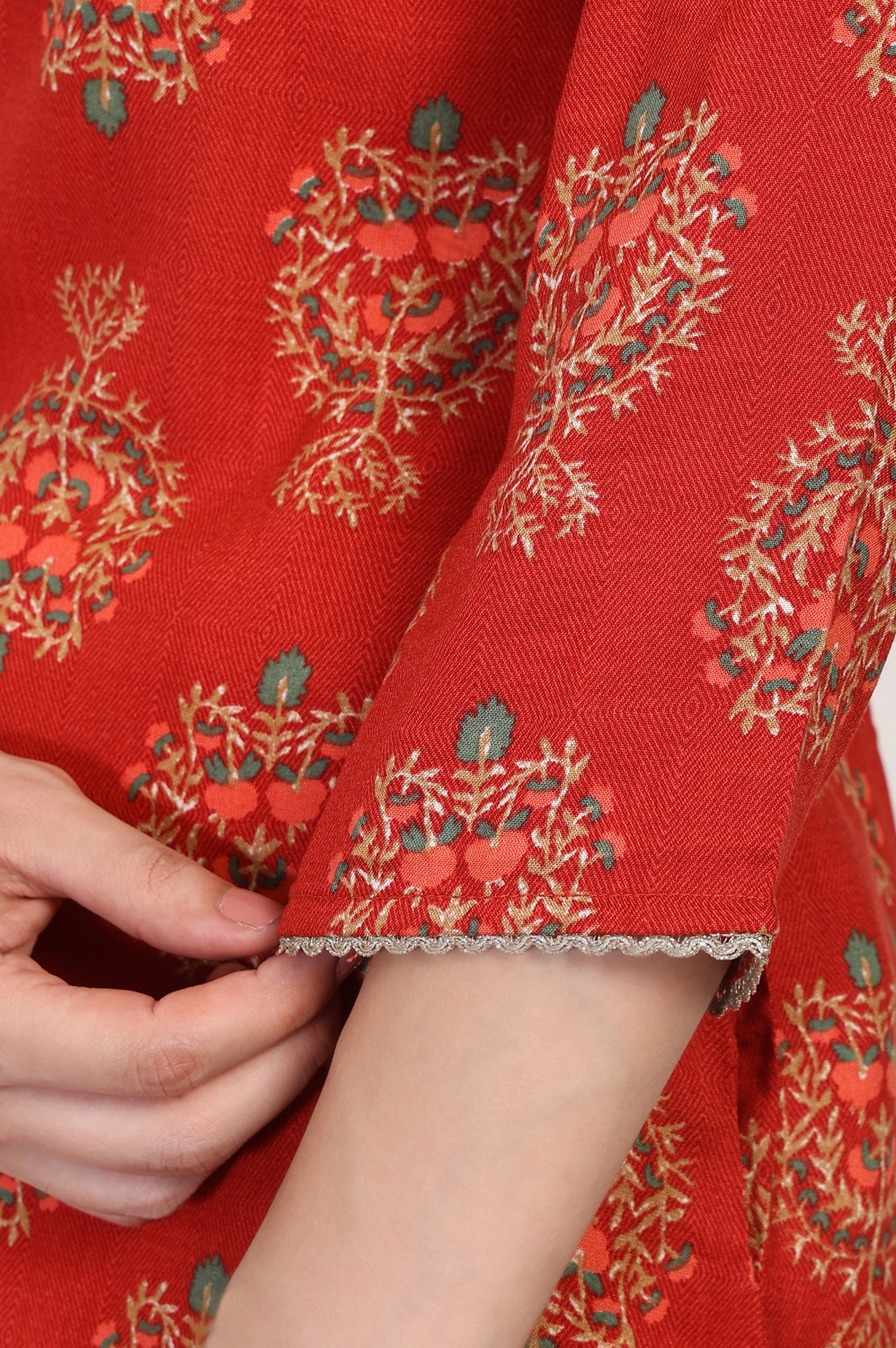 Red Floral Ethnic Printed Lace Trim Straight Rayon Kurta