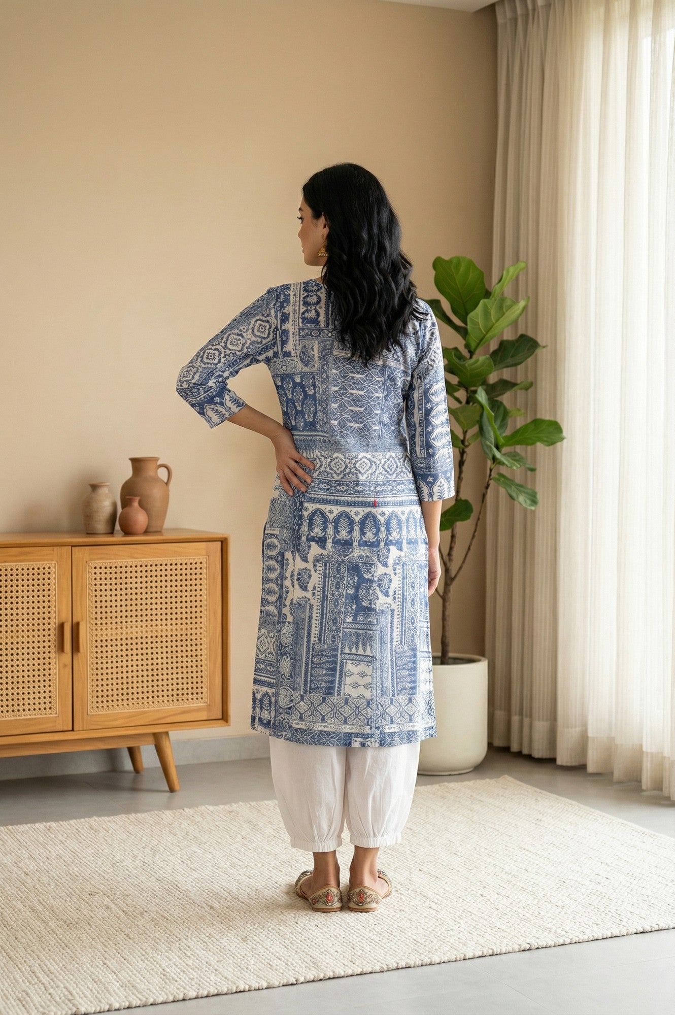 Blue Ethnic Motifs Printed Straight Kurta
