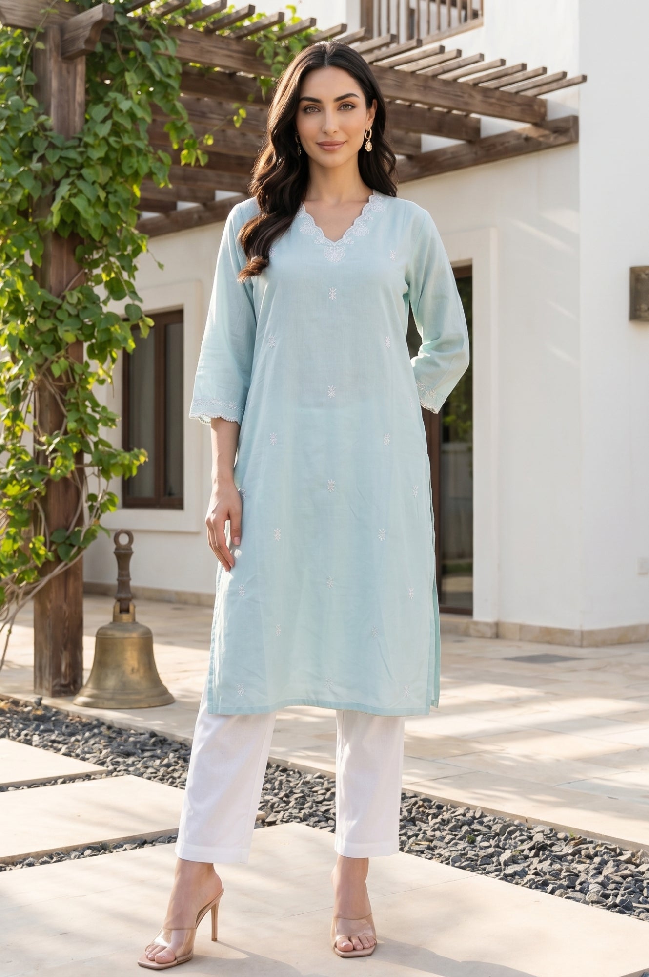 Aqua Green Thread Embroidered Straight Kurta