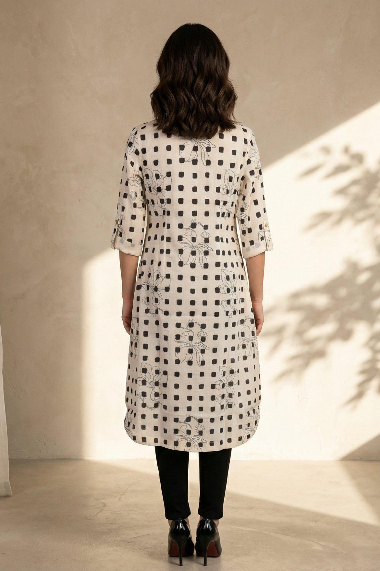 Off White Geometric Printed Pure Cotton Straight Kurta