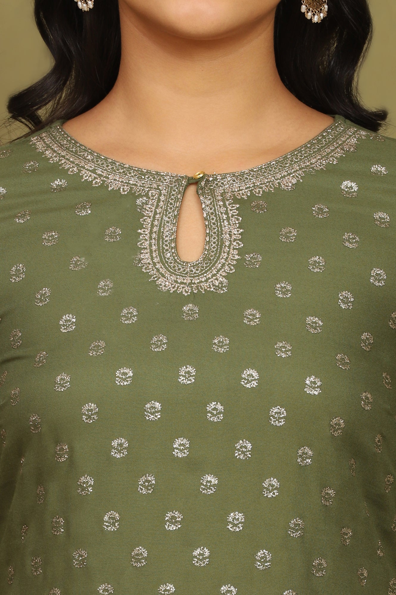 Green Glitter Printed Rayon Straight Kurta with Embroidered Neck