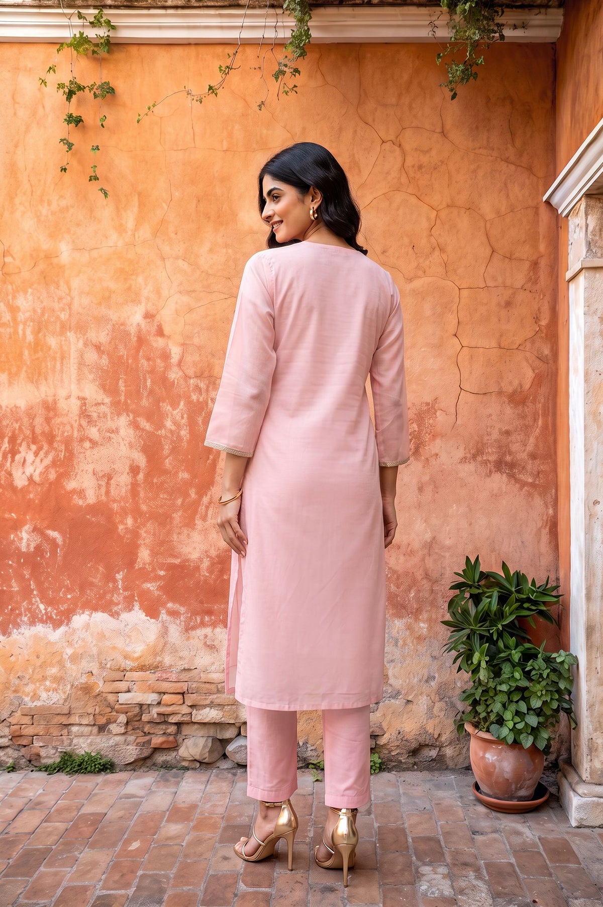 Pink Zari Embroidered Chanderi Straight Kurta