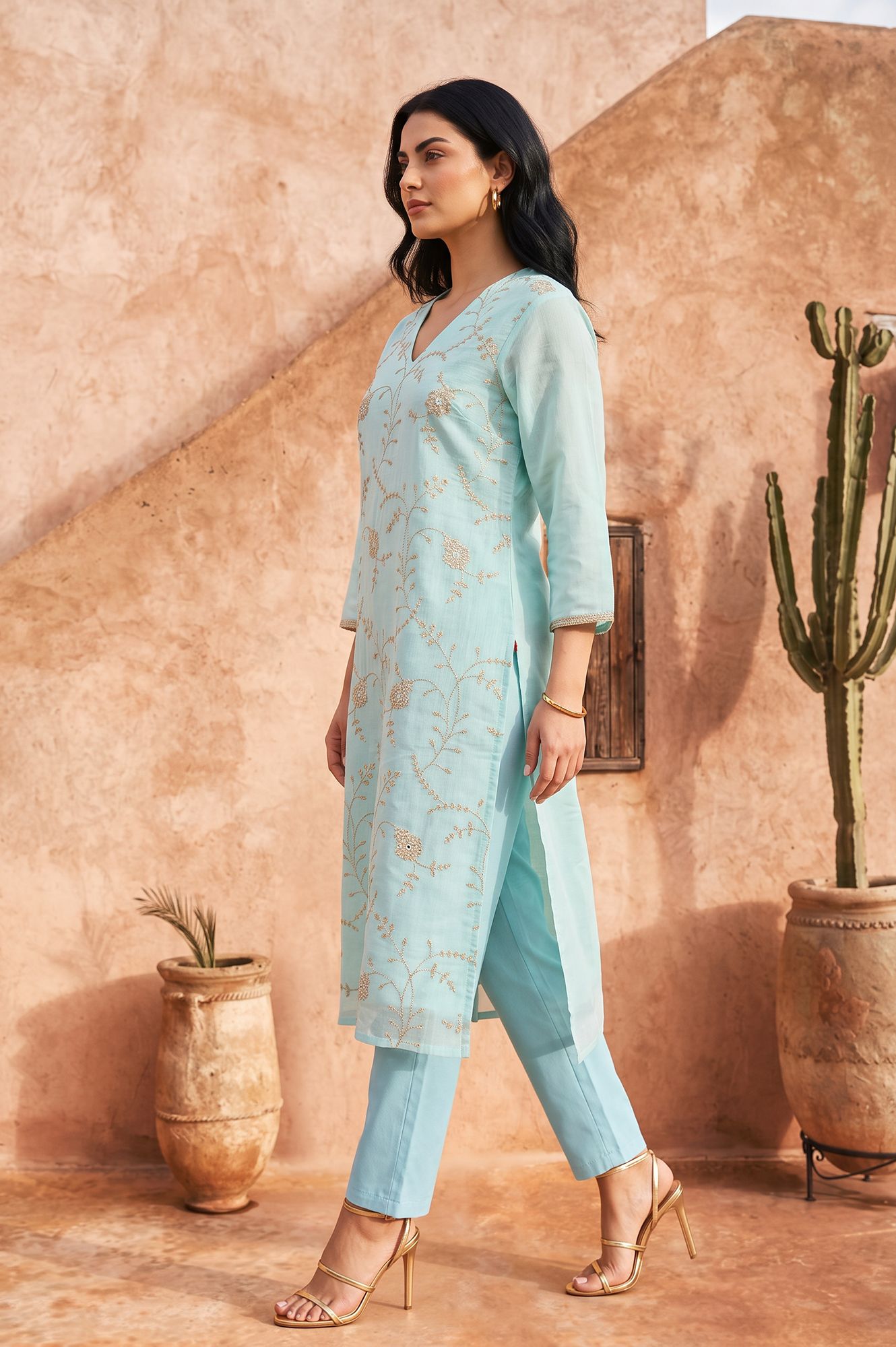 Turquoise Blue Zari Embroidered Chanderi Straight Kurta