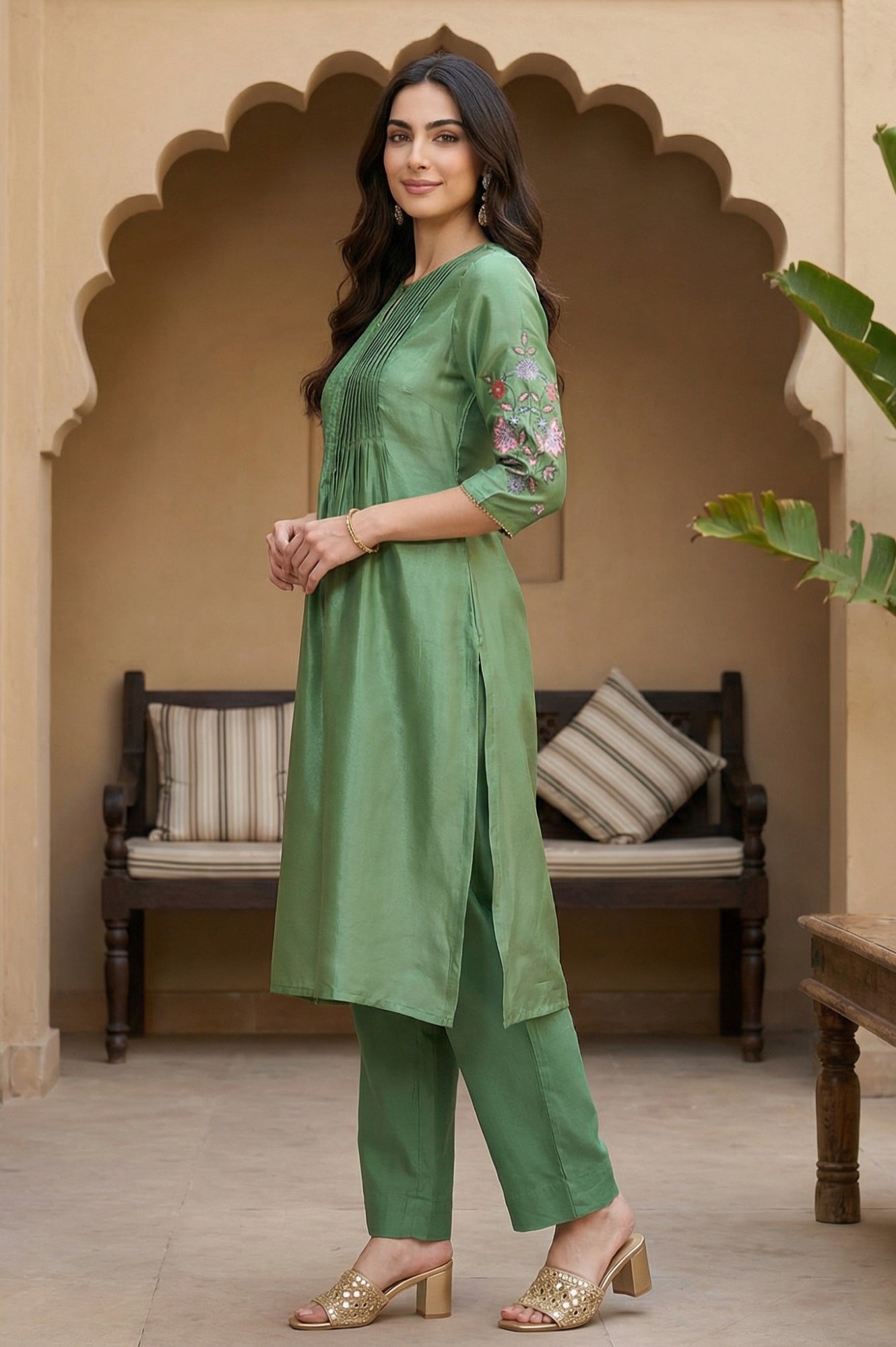Green Embroidered Shantung Straight Kurta