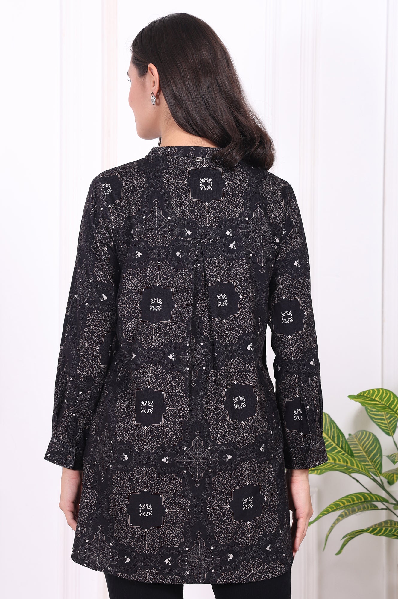 Black Geometric Printed Pure Cotton Straight Shirt